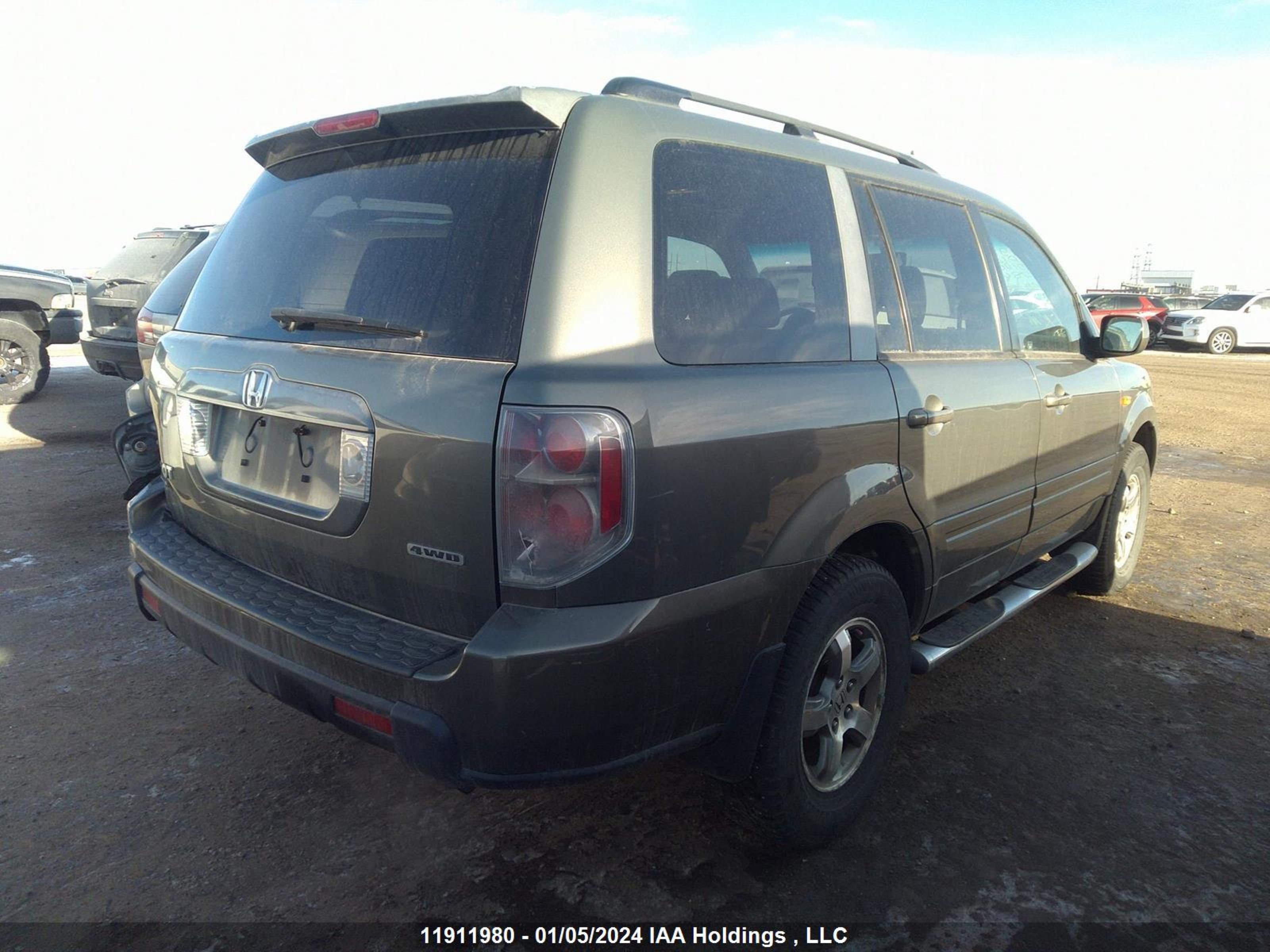 Photo 3 VIN: 5FNYF18698B501062 - HONDA PILOT 