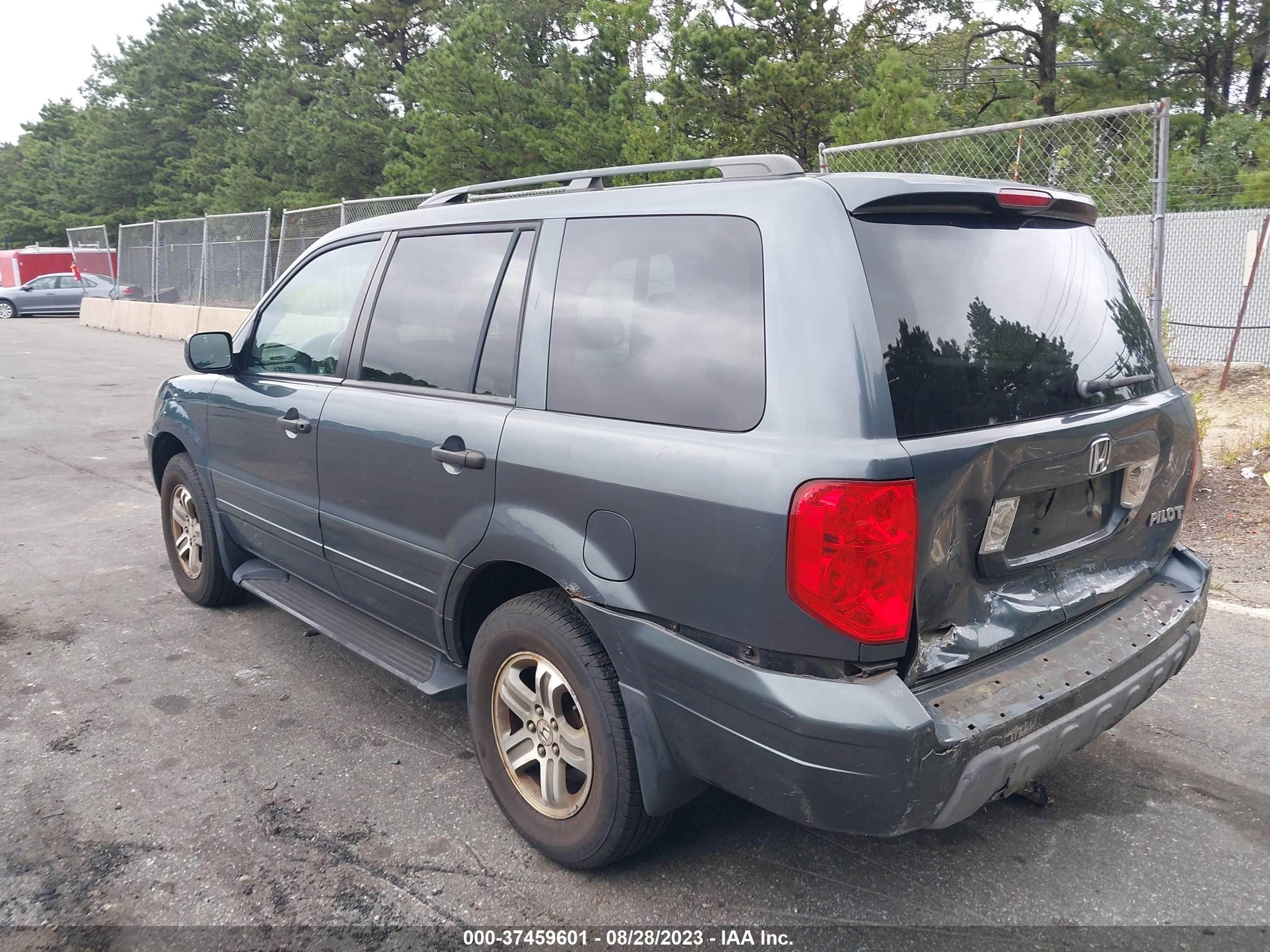 Photo 2 VIN: 5FNYF186X5B048422 - HONDA PILOT 