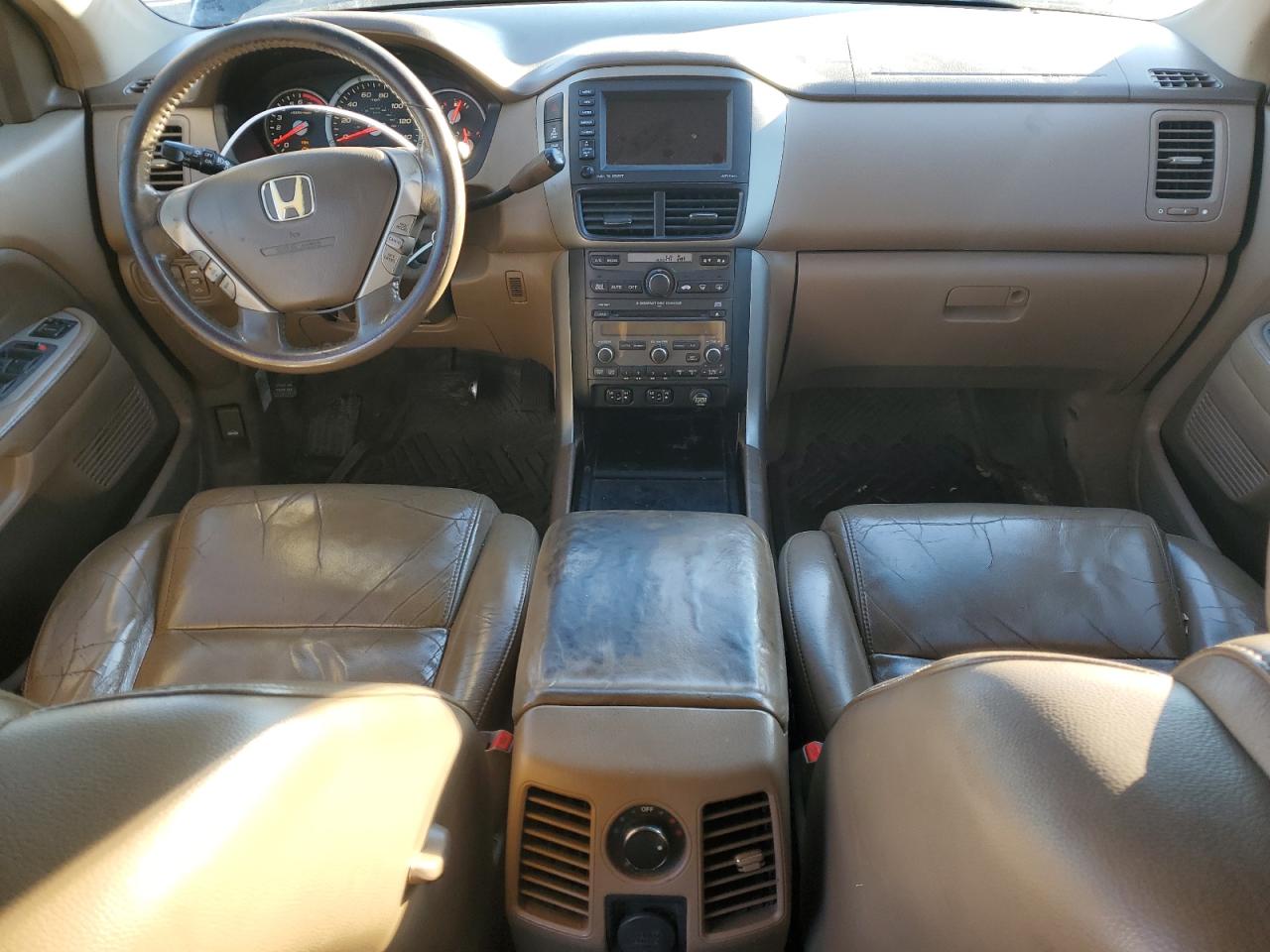 Photo 7 VIN: 5FNYF18706B004018 - HONDA PILOT 