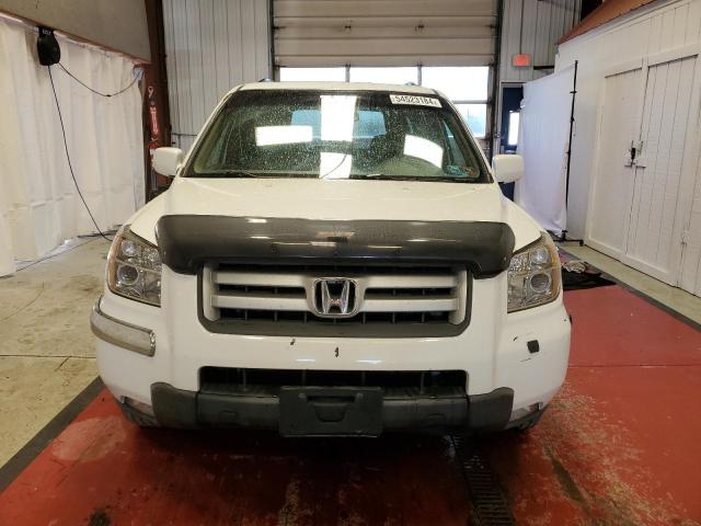 Photo 4 VIN: 5FNYF18708B007147 - HONDA PILOT 