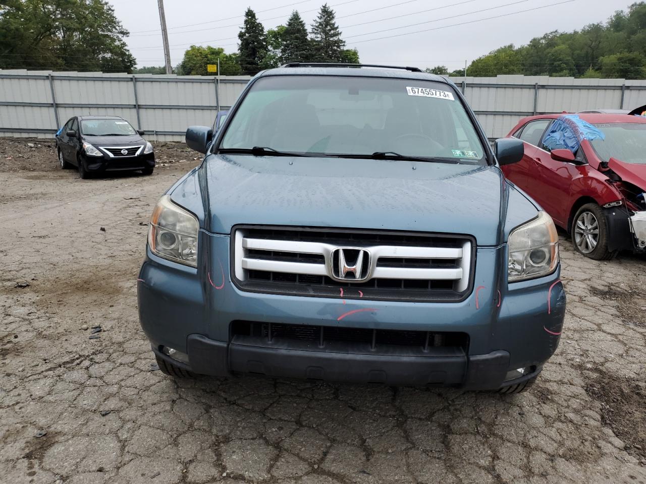 Photo 4 VIN: 5FNYF18708B014051 - HONDA PILOT 