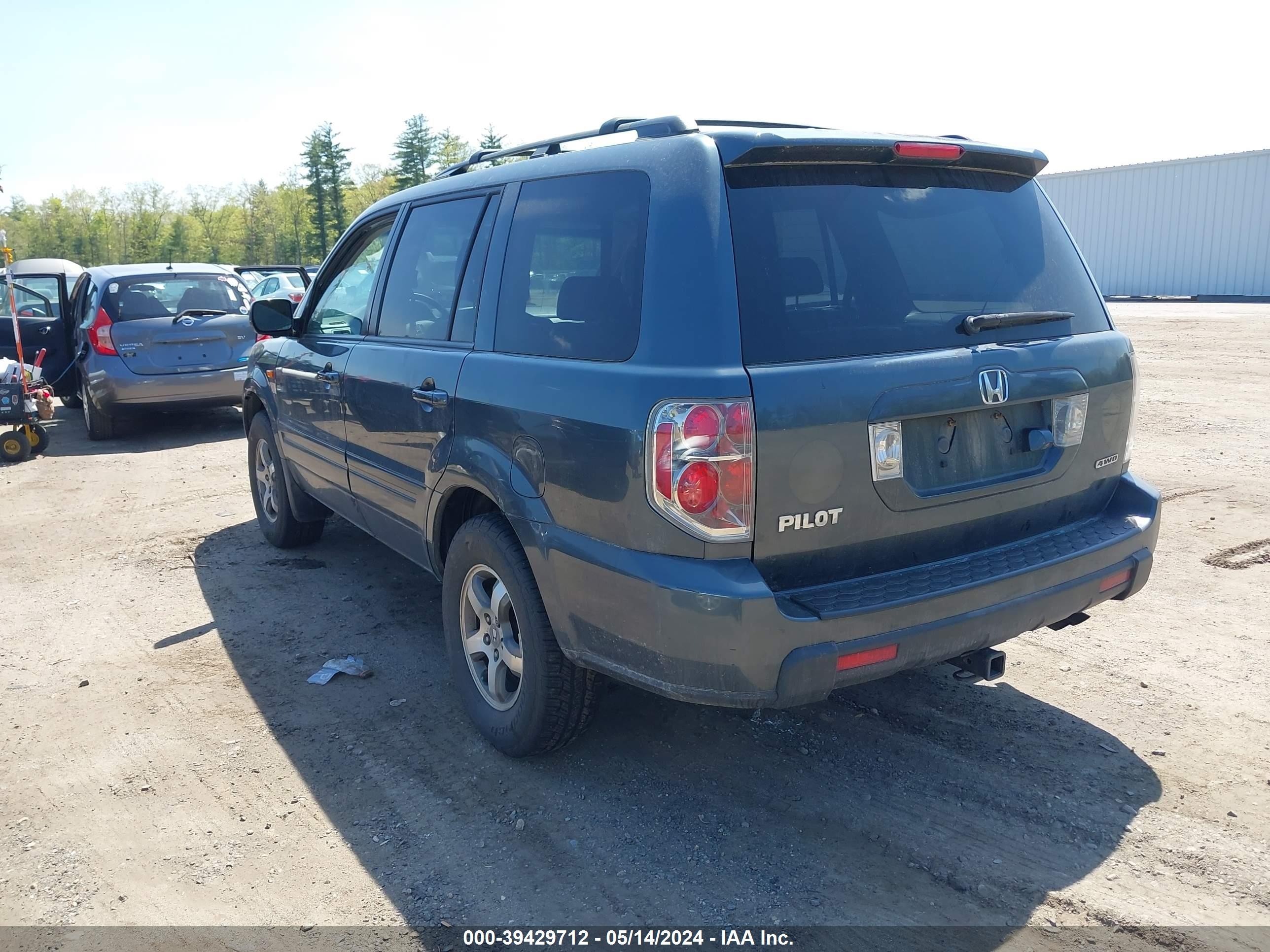 Photo 2 VIN: 5FNYF18736B006880 - HONDA PILOT 