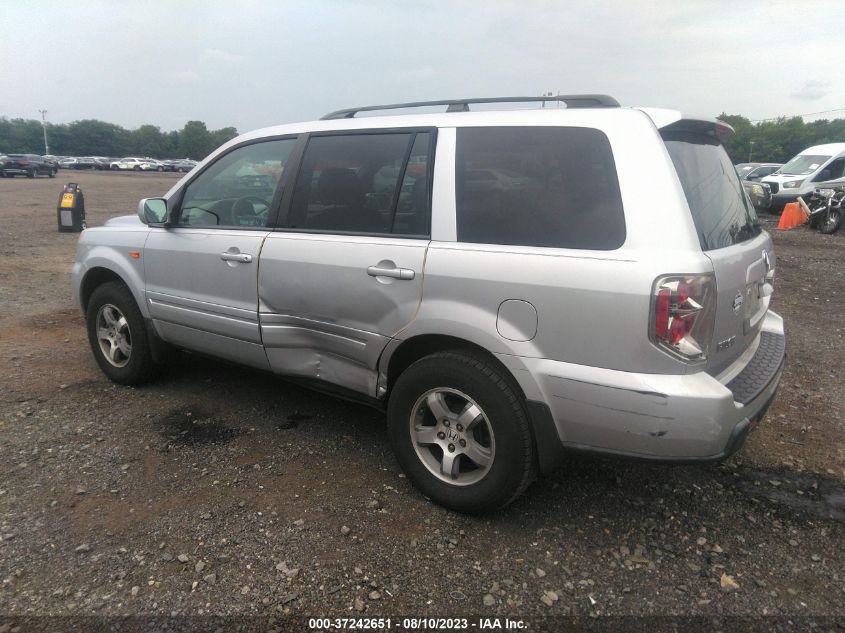 Photo 2 VIN: 5FNYF187X7B012760 - HONDA PILOT 