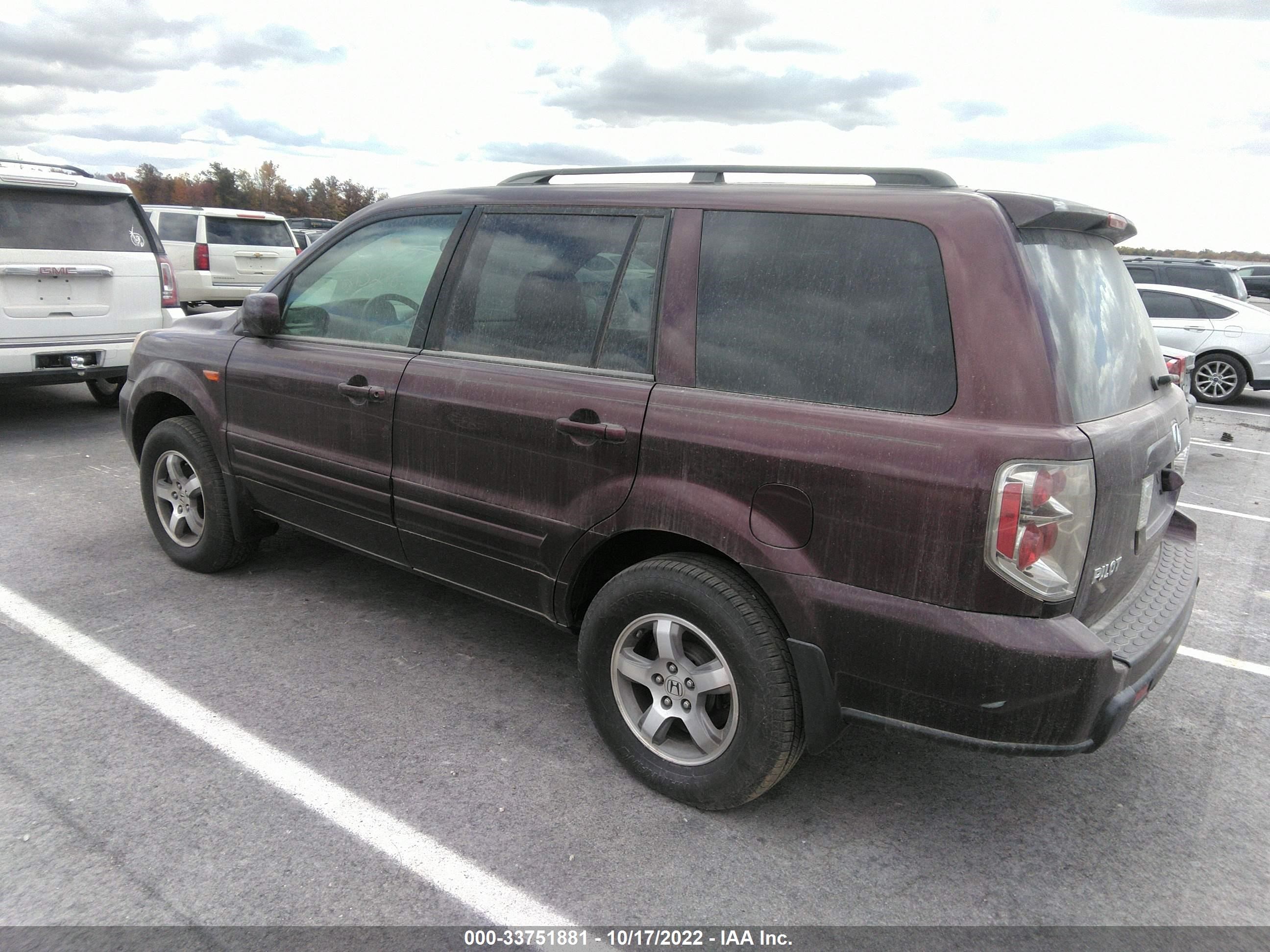 Photo 2 VIN: 5FNYF187X7B015481 - HONDA PILOT 