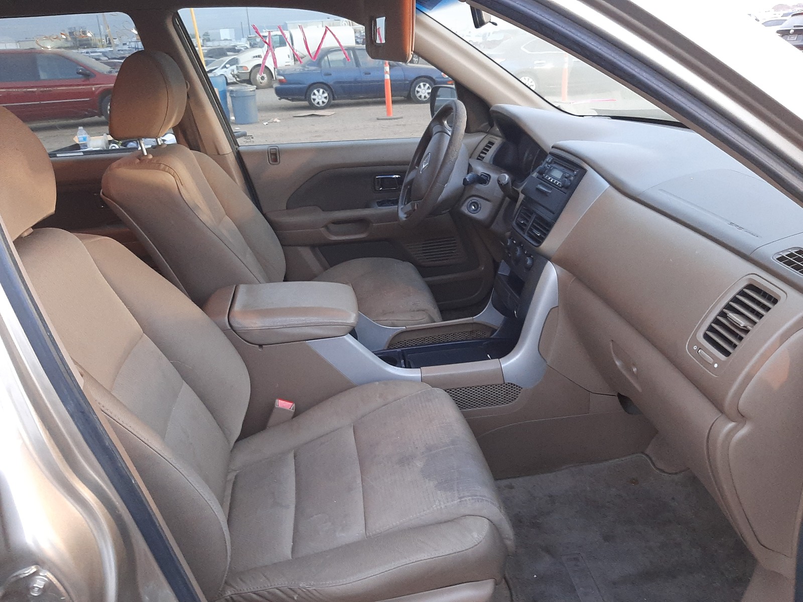 Photo 4 VIN: 5FNYF28117B028797 - HONDA PILOT LX 