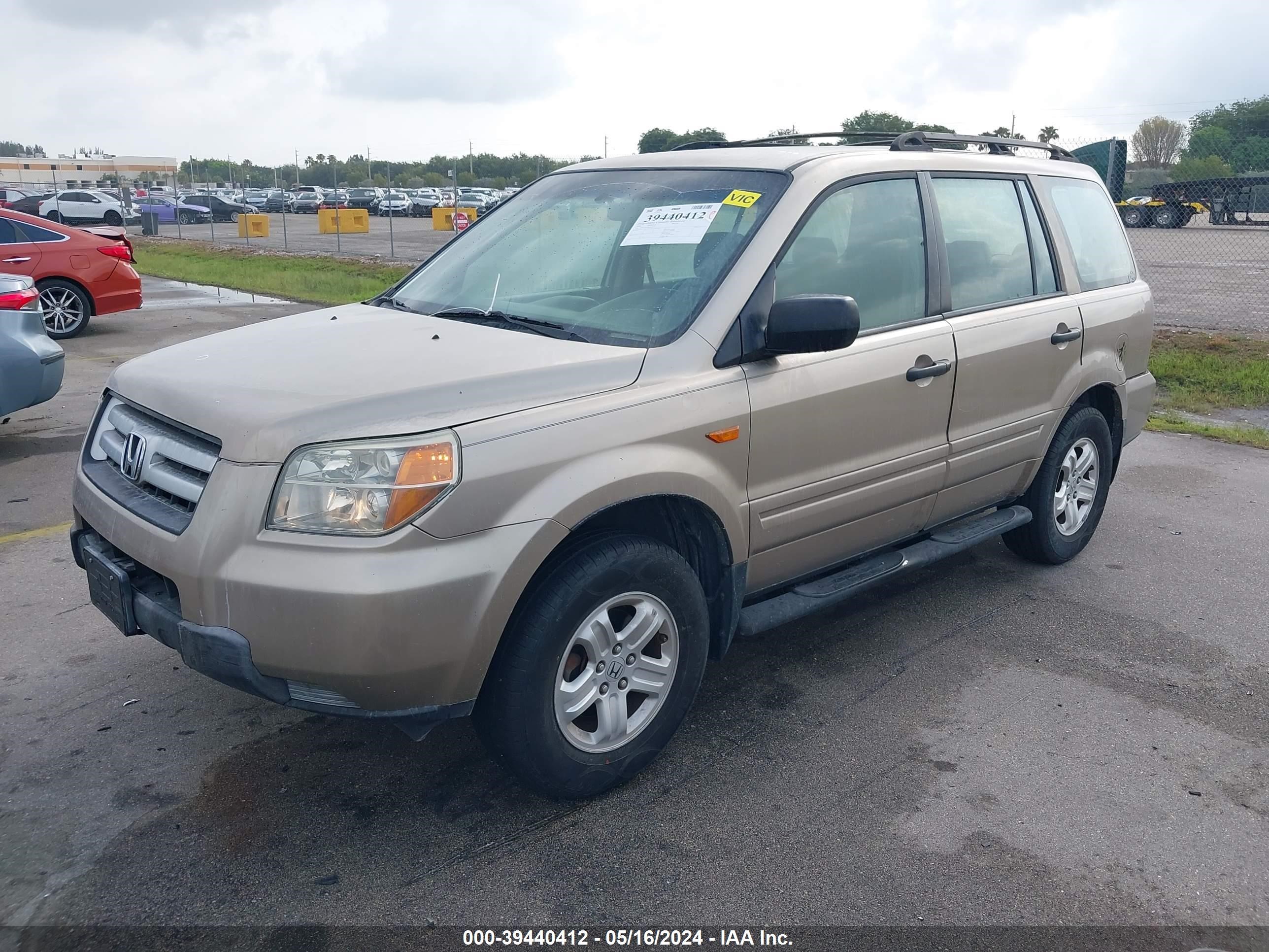 Photo 1 VIN: 5FNYF28126B042819 - HONDA PILOT 