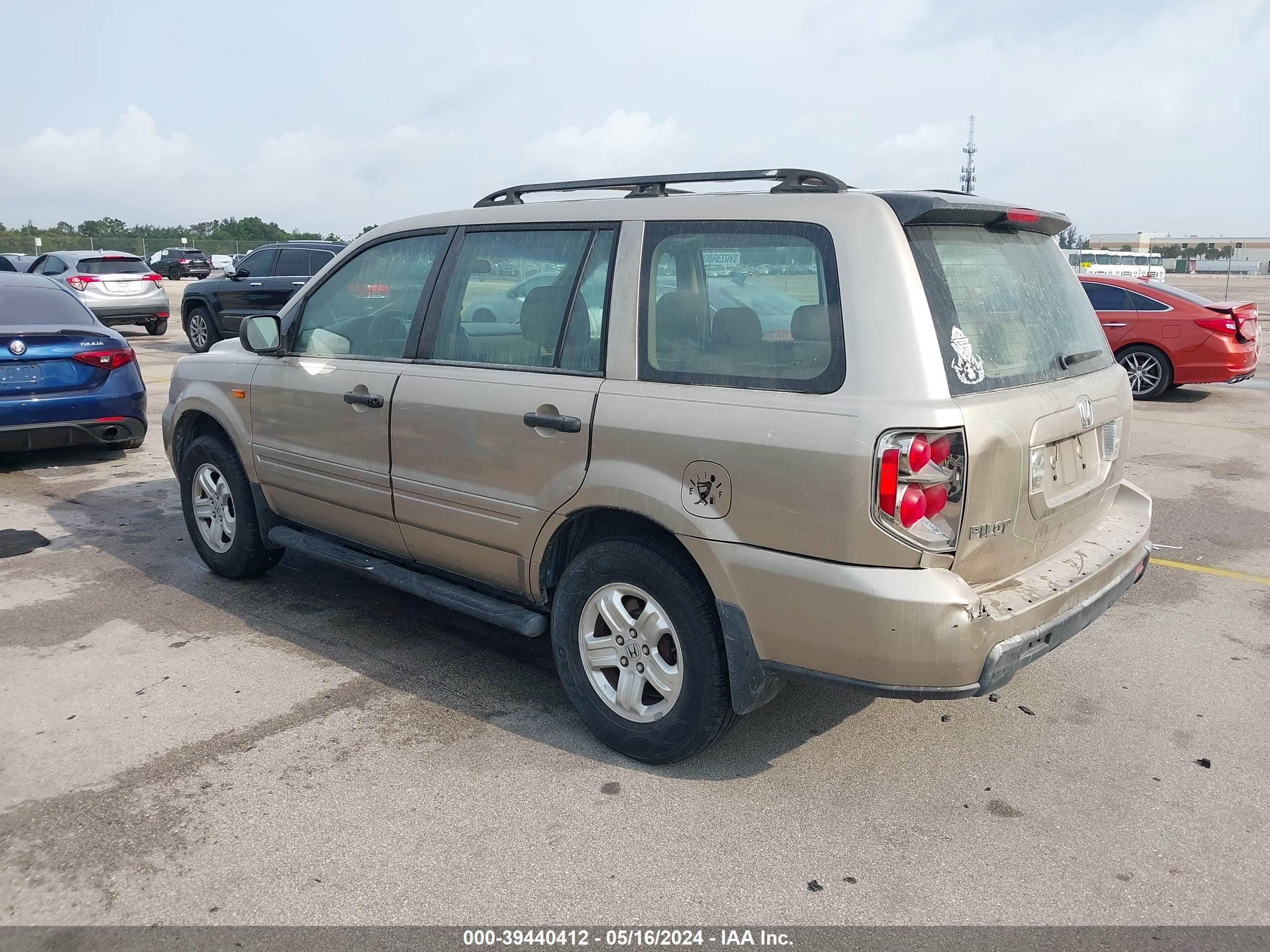 Photo 2 VIN: 5FNYF28126B042819 - HONDA PILOT 