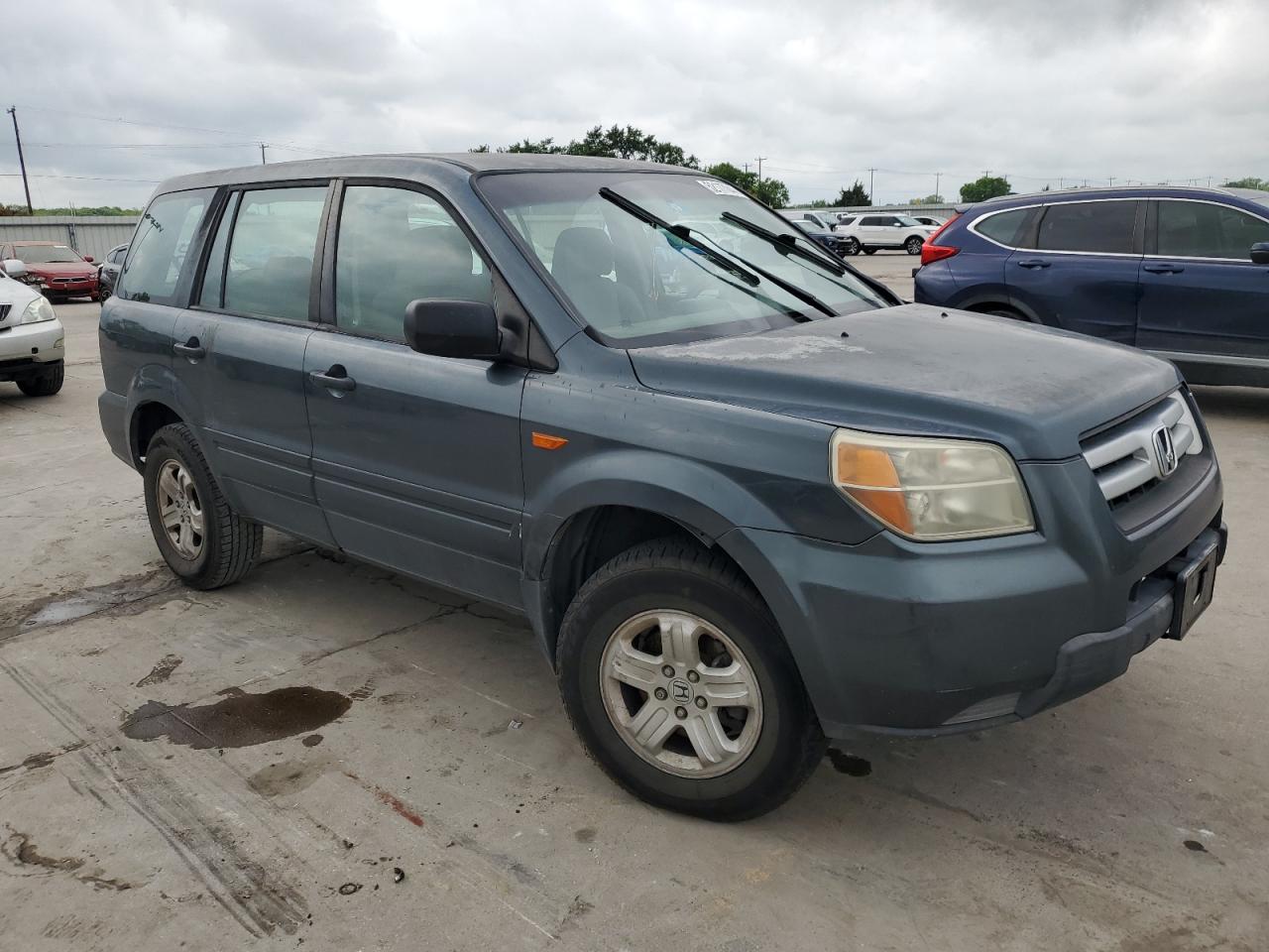 Photo 3 VIN: 5FNYF28166B036196 - HONDA PILOT 