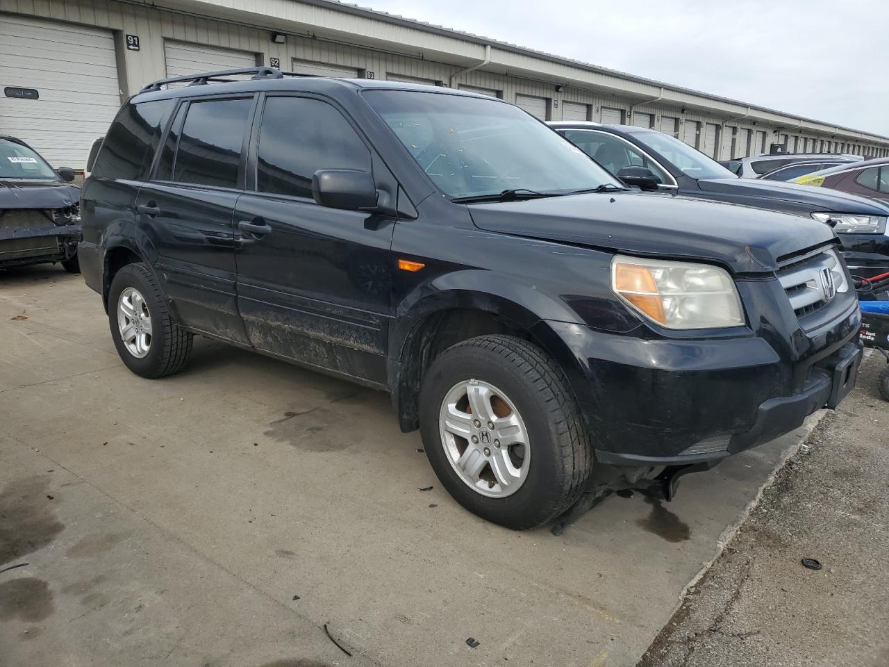 Photo 3 VIN: 5FNYF28186B050004 - HONDA PILOT 