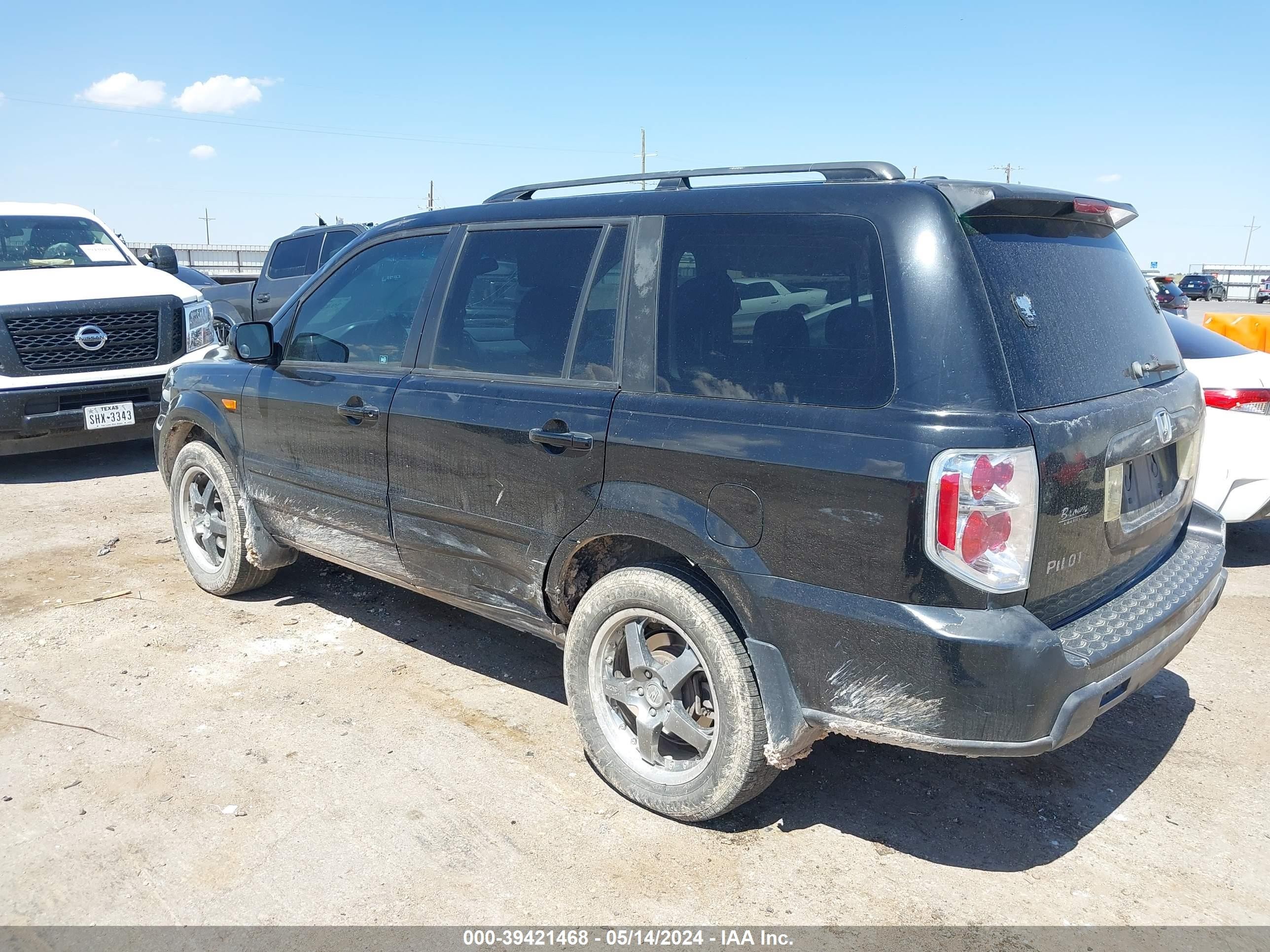 Photo 2 VIN: 5FNYF28288B015538 - HONDA PILOT 