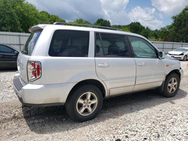 Photo 2 VIN: 5FNYF28328B028374 - HONDA PILOT 