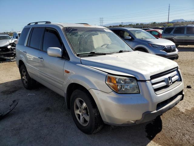 Photo 3 VIN: 5FNYF28348B010992 - HONDA PILOT 