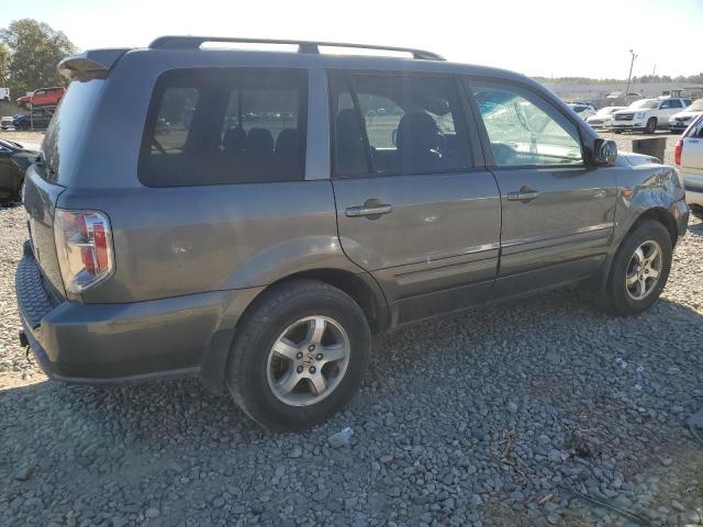 Photo 2 VIN: 5FNYF283X8B024069 - HONDA PILOT SE 