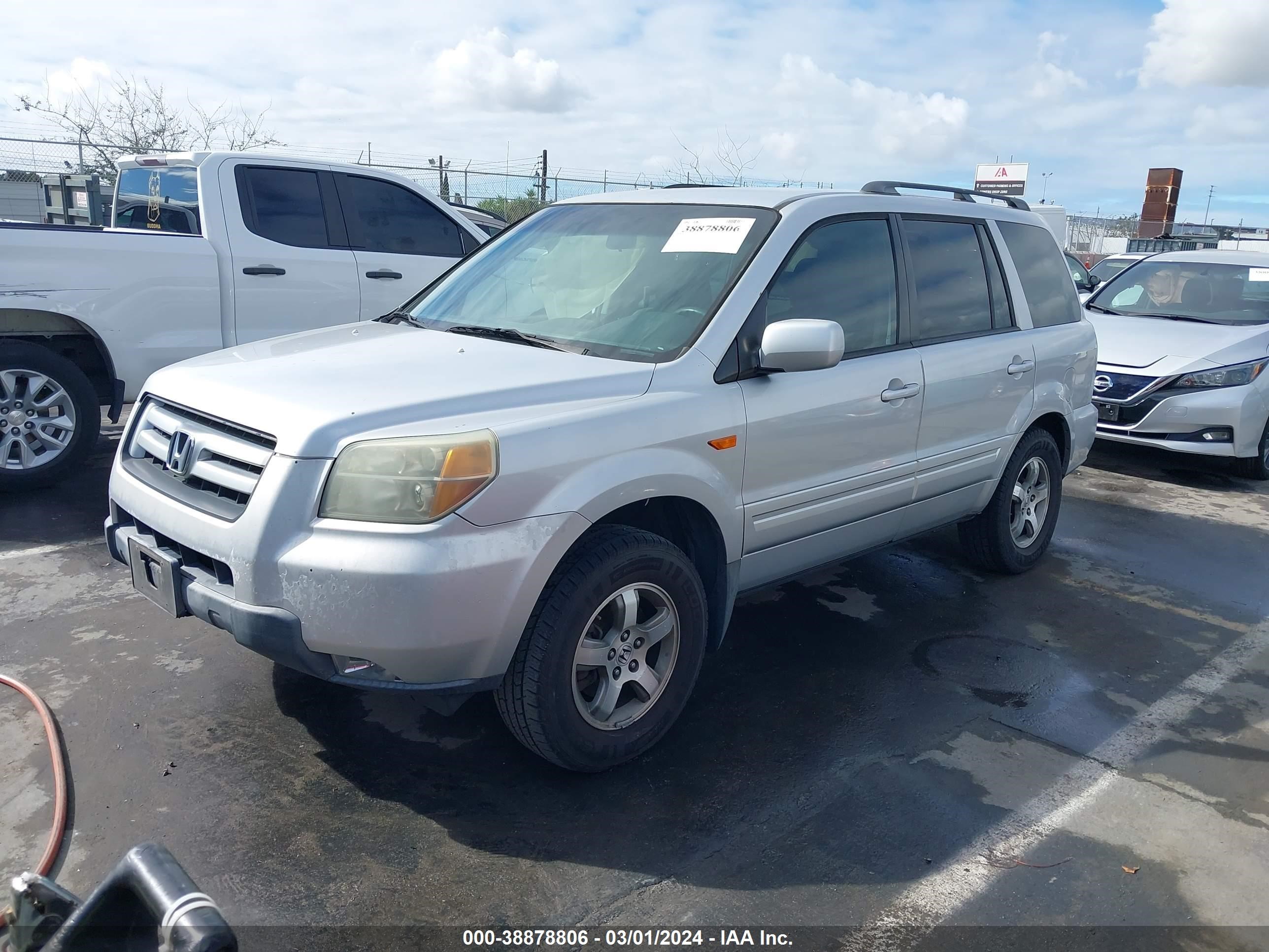 Photo 1 VIN: 5FNYF28416B050825 - HONDA PILOT 