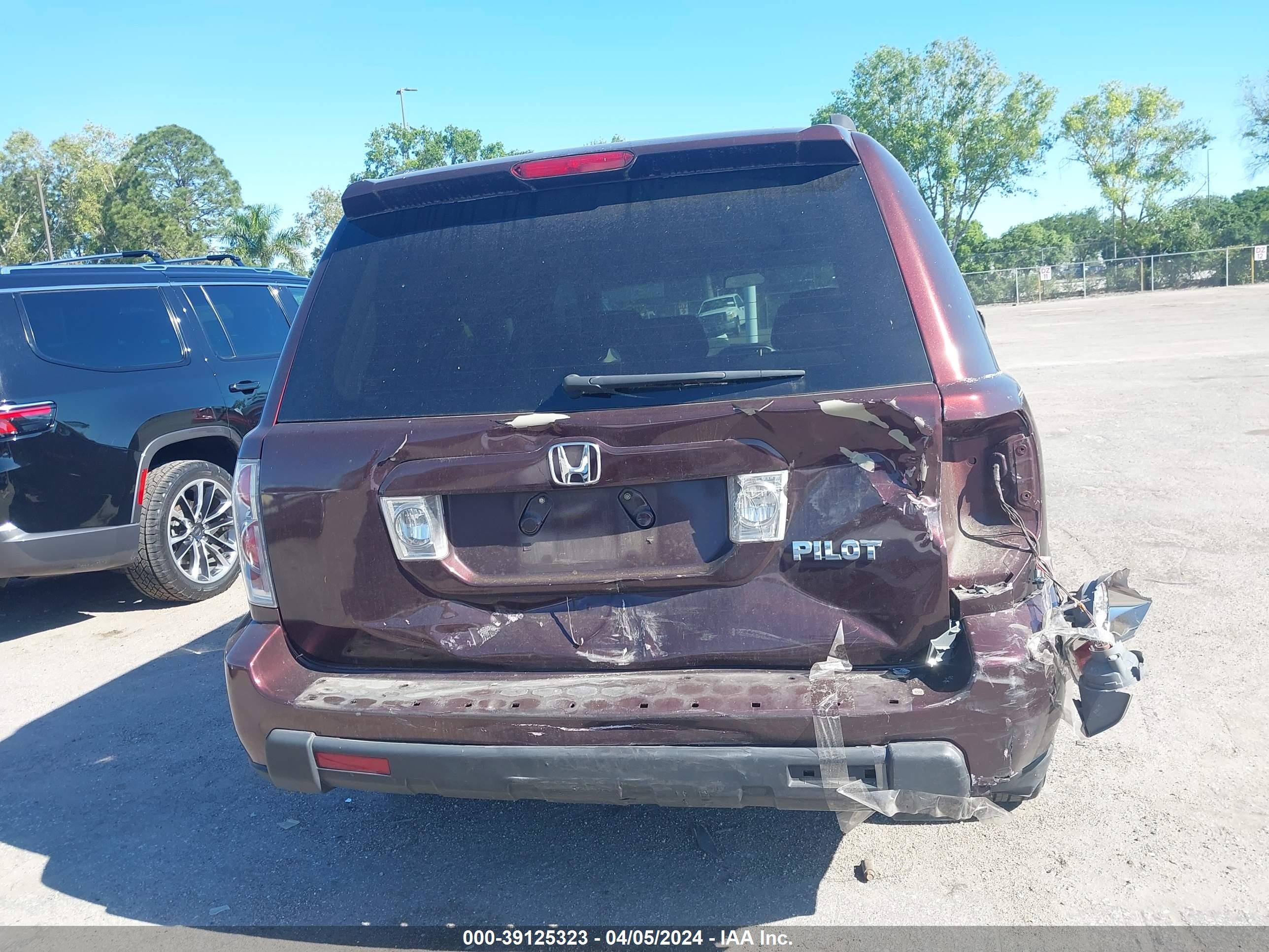 Photo 15 VIN: 5FNYF28437B021389 - HONDA PILOT 