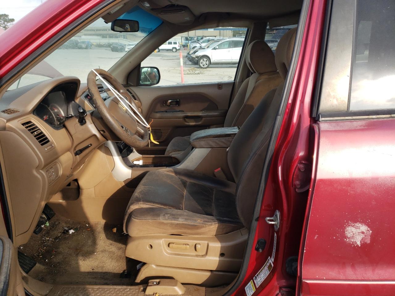 Photo 6 VIN: 5FNYF28446B008844 - HONDA PILOT 