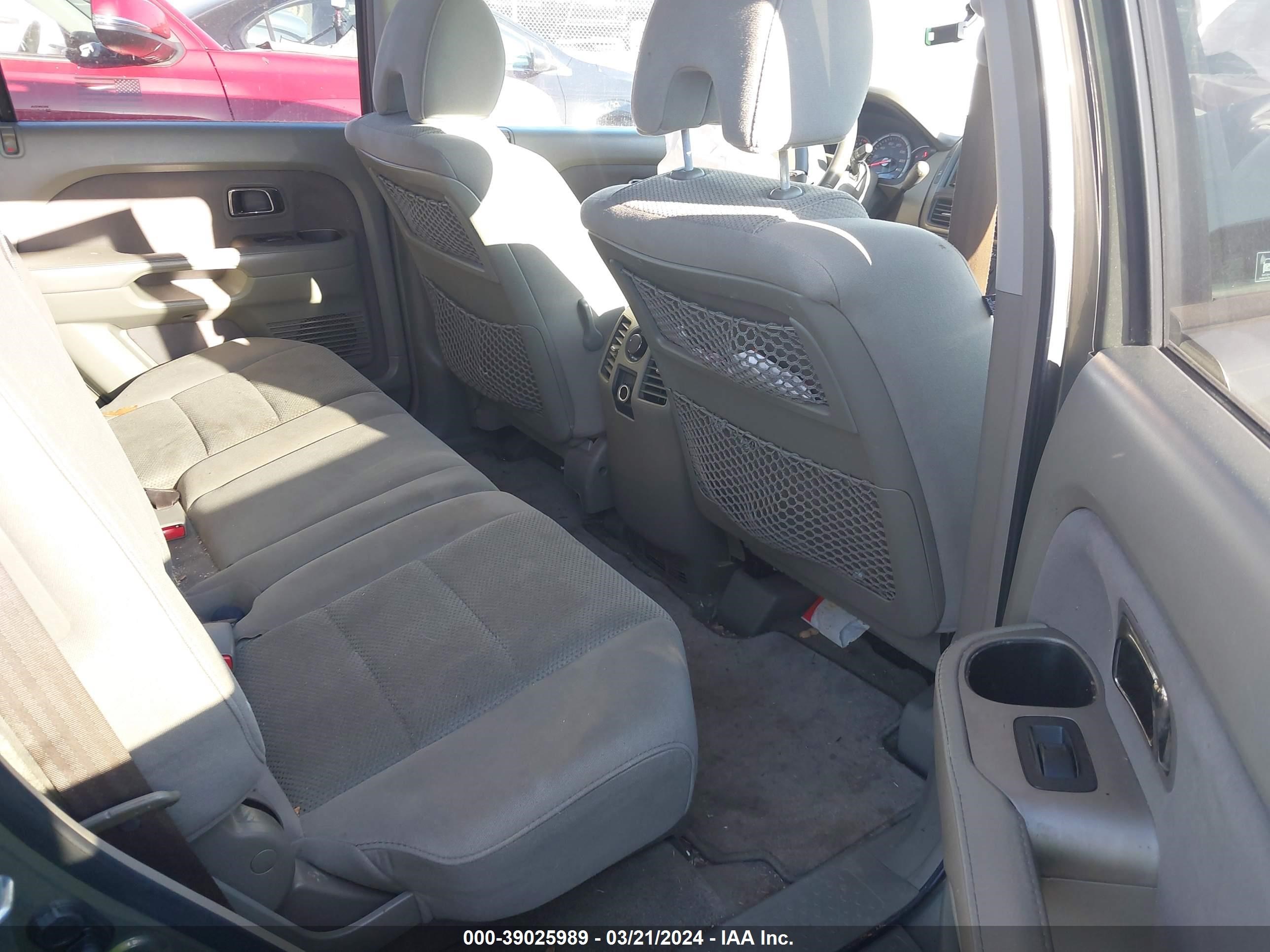 Photo 7 VIN: 5FNYF28488B016495 - HONDA PILOT 