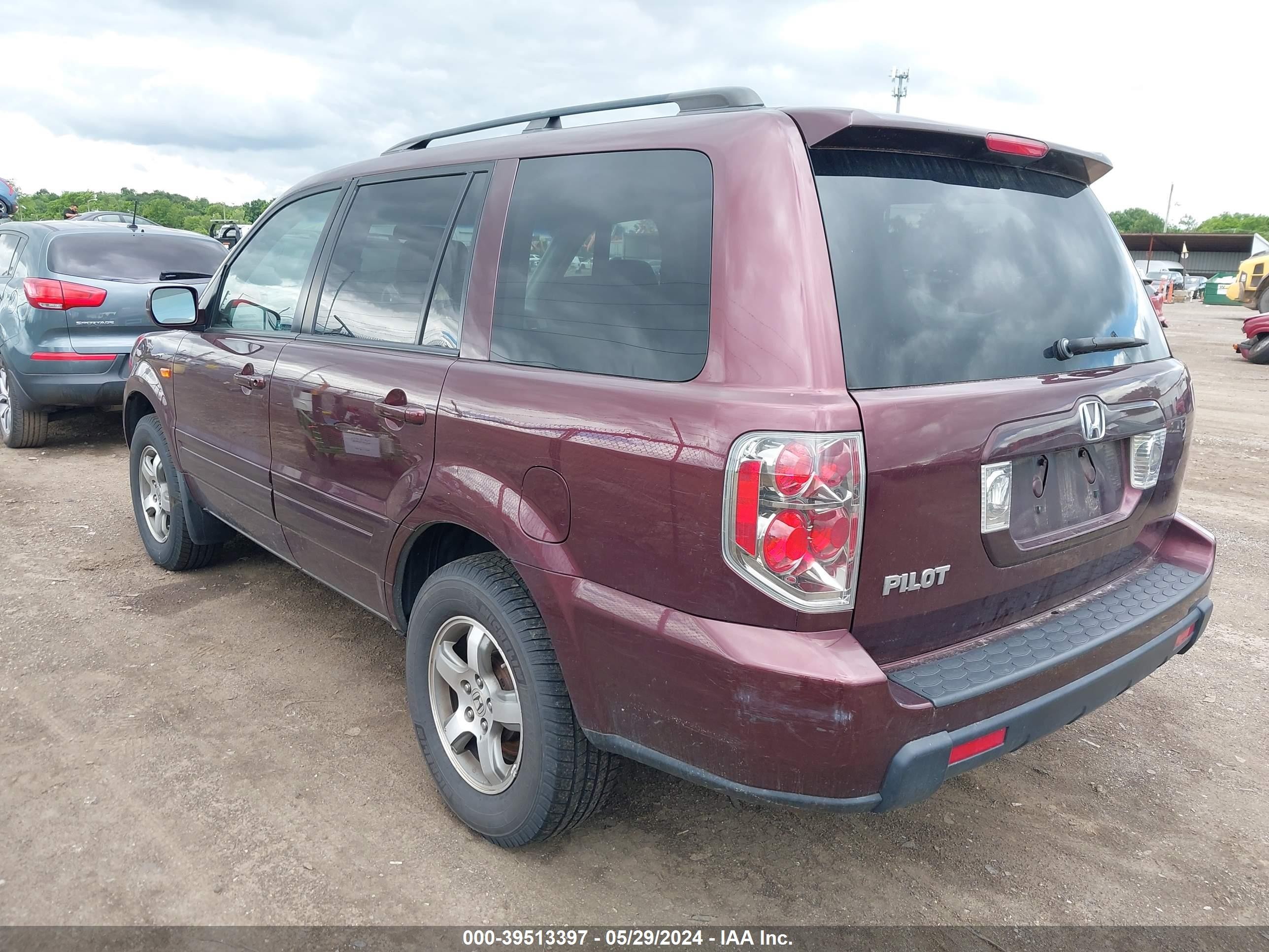 Photo 2 VIN: 5FNYF28497B017430 - HONDA PILOT 