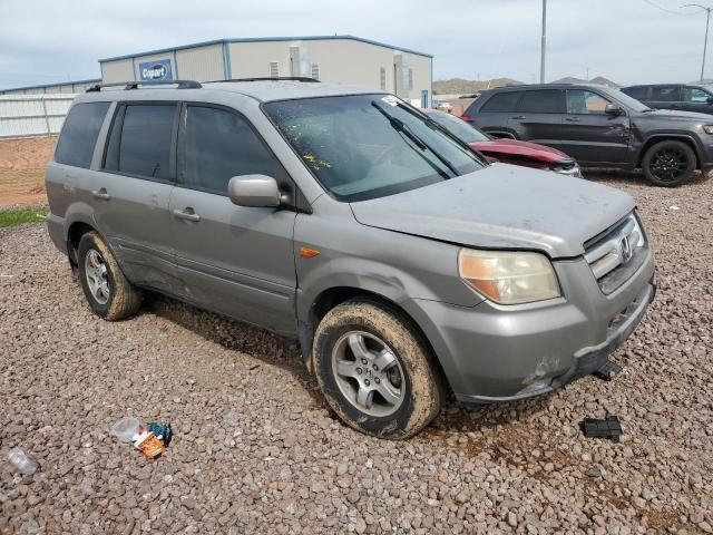 Photo 3 VIN: 5FNYF28498B006588 - HONDA PILOT 