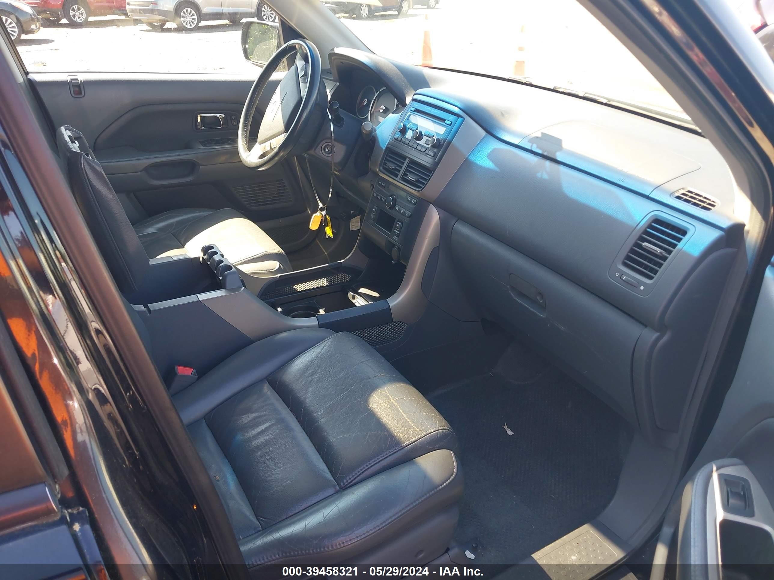 Photo 4 VIN: 5FNYF28506B020966 - HONDA PILOT 