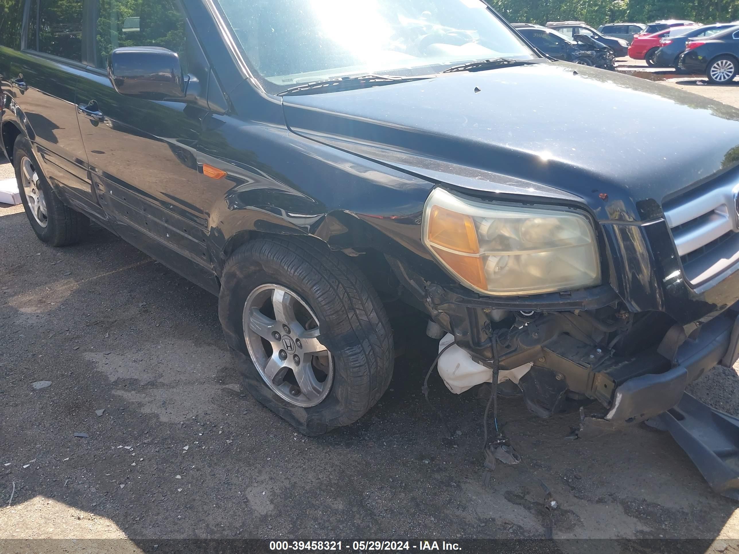 Photo 5 VIN: 5FNYF28506B020966 - HONDA PILOT 