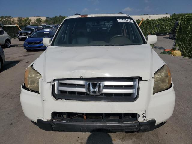 Photo 4 VIN: 5FNYF28518B027542 - HONDA PILOT 