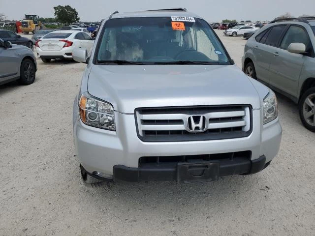 Photo 4 VIN: 5FNYF28526B007345 - HONDA PILOT EX 