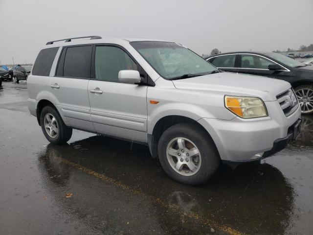 Photo 3 VIN: 5FNYF28546B015477 - HONDA PILOT 