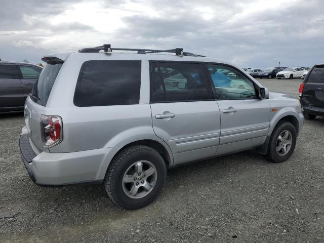 Photo 2 VIN: 5FNYF28556B028867 - HONDA PILOT 