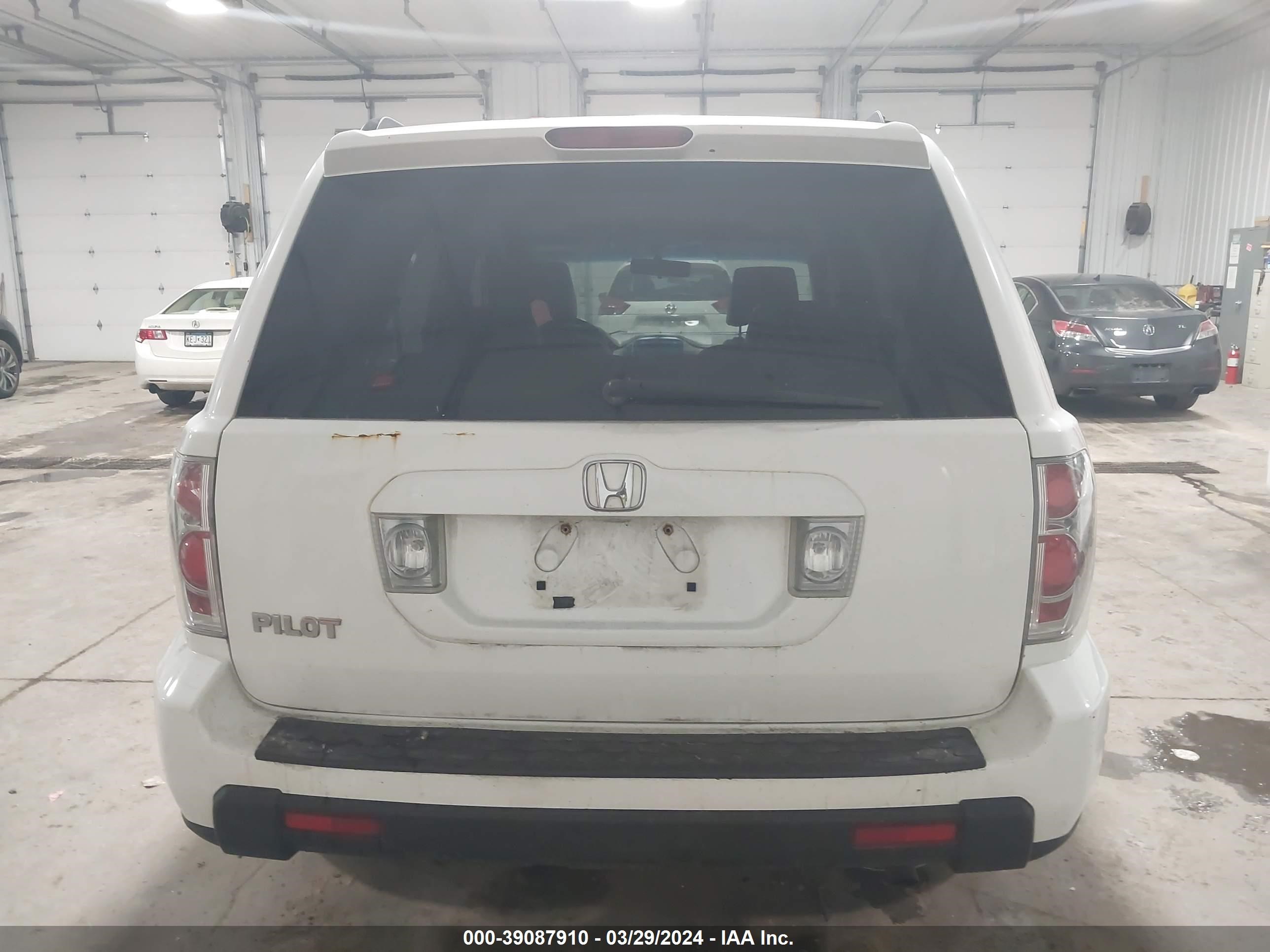 Photo 15 VIN: 5FNYF28556B034622 - HONDA PILOT 