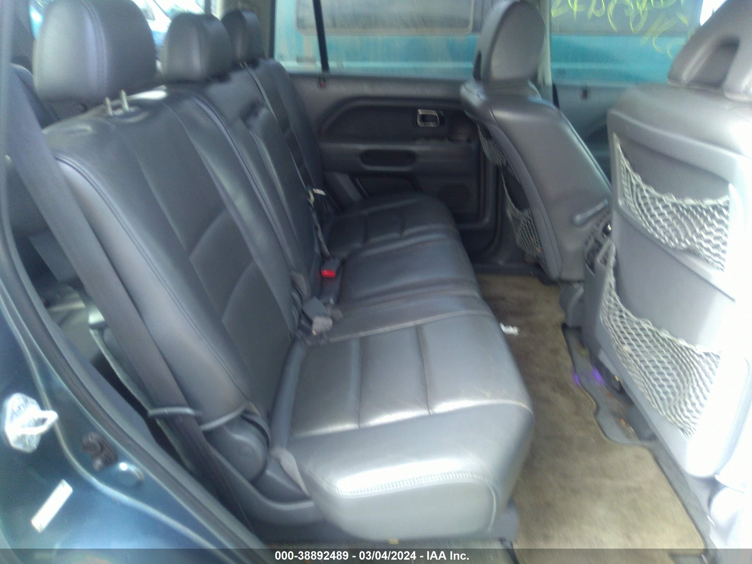 Photo 7 VIN: 5FNYF28566B022995 - HONDA PILOT 