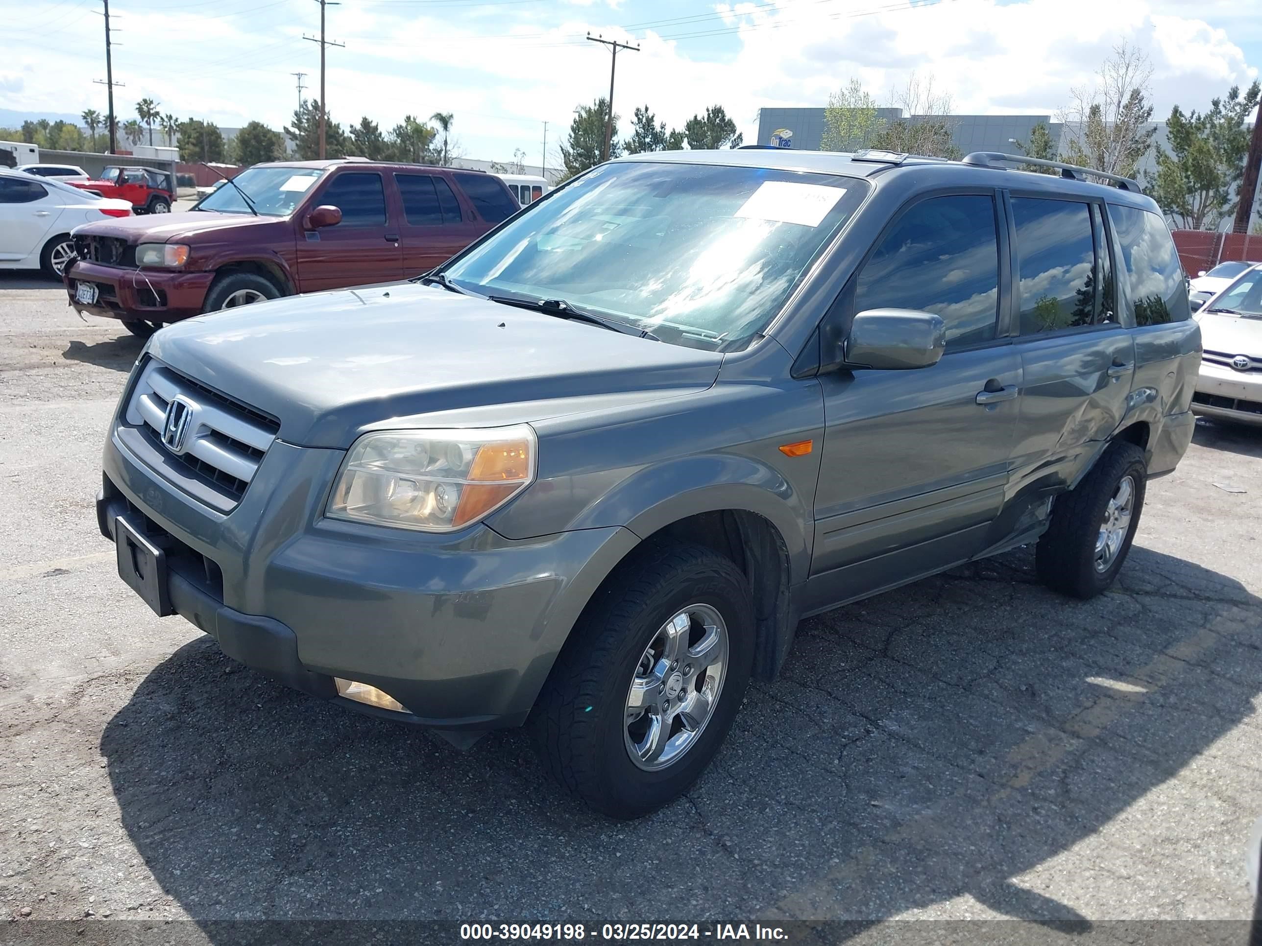 Photo 1 VIN: 5FNYF28567B034792 - HONDA PILOT 