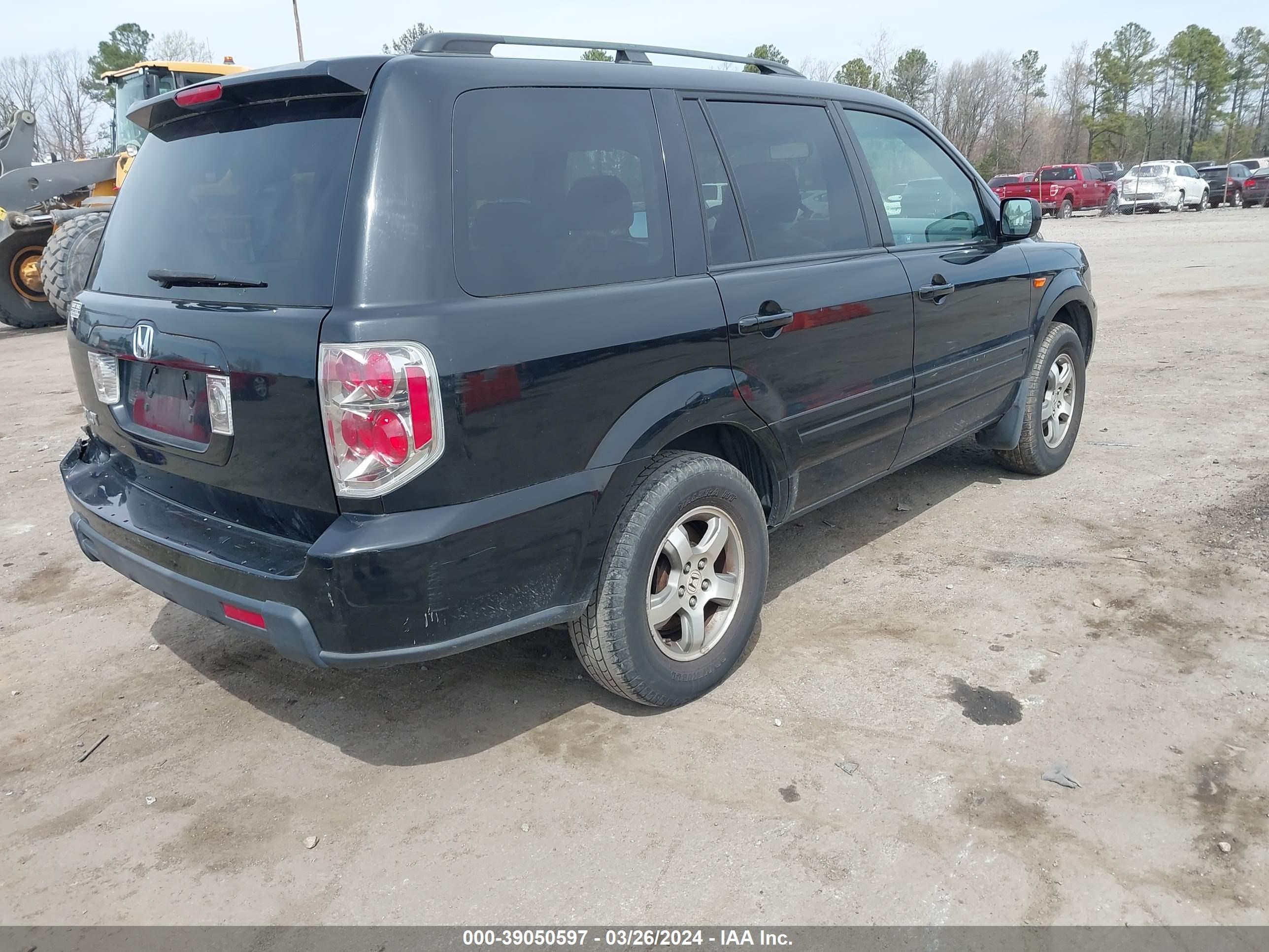 Photo 3 VIN: 5FNYF28577B003258 - HONDA PILOT 