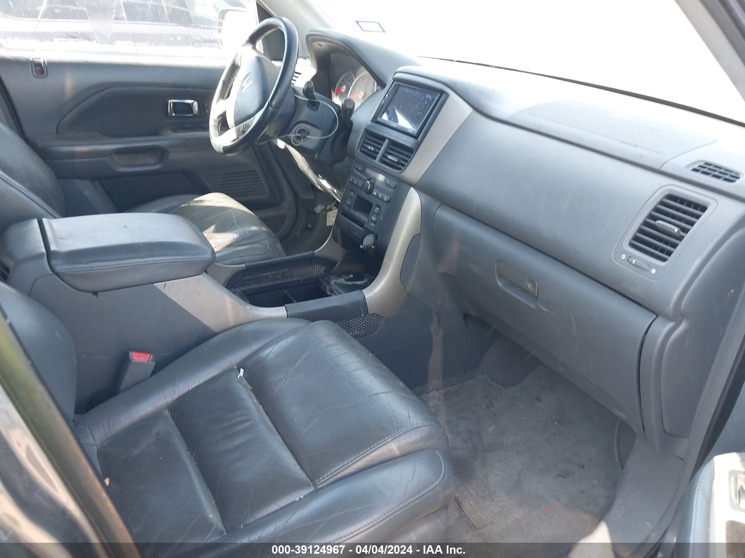 Photo 4 VIN: 5FNYF28577B007410 - HONDA PILOT 