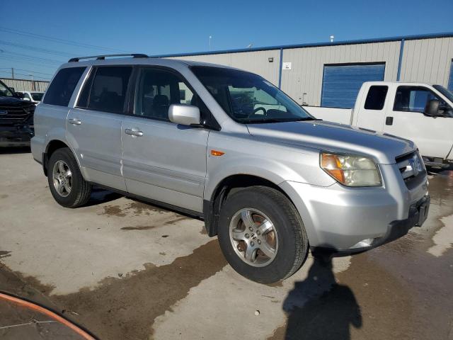 Photo 3 VIN: 5FNYF285X6B018691 - HONDA PILOT EX 