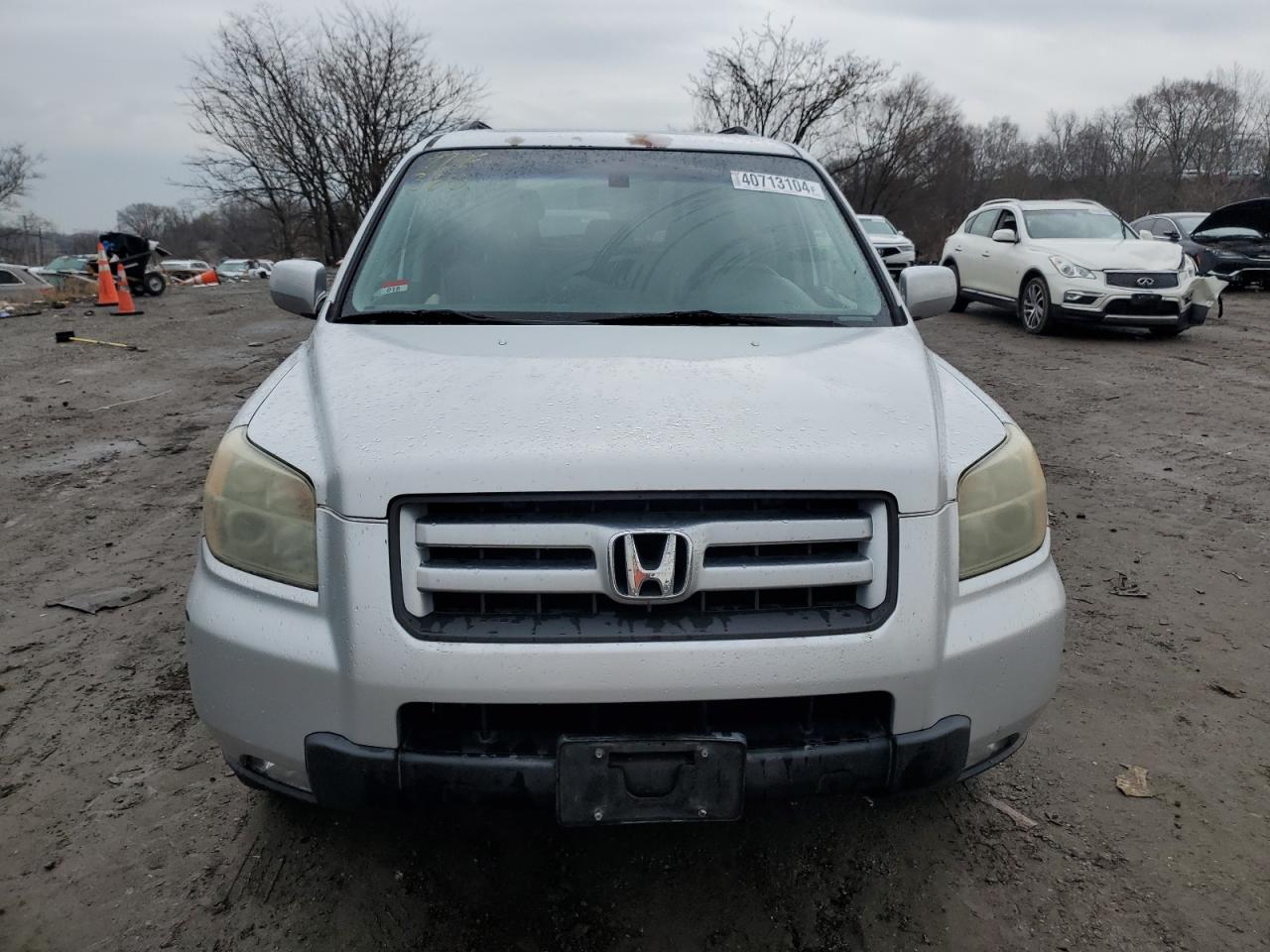 Photo 4 VIN: 5FNYF285X6B019131 - HONDA PILOT 