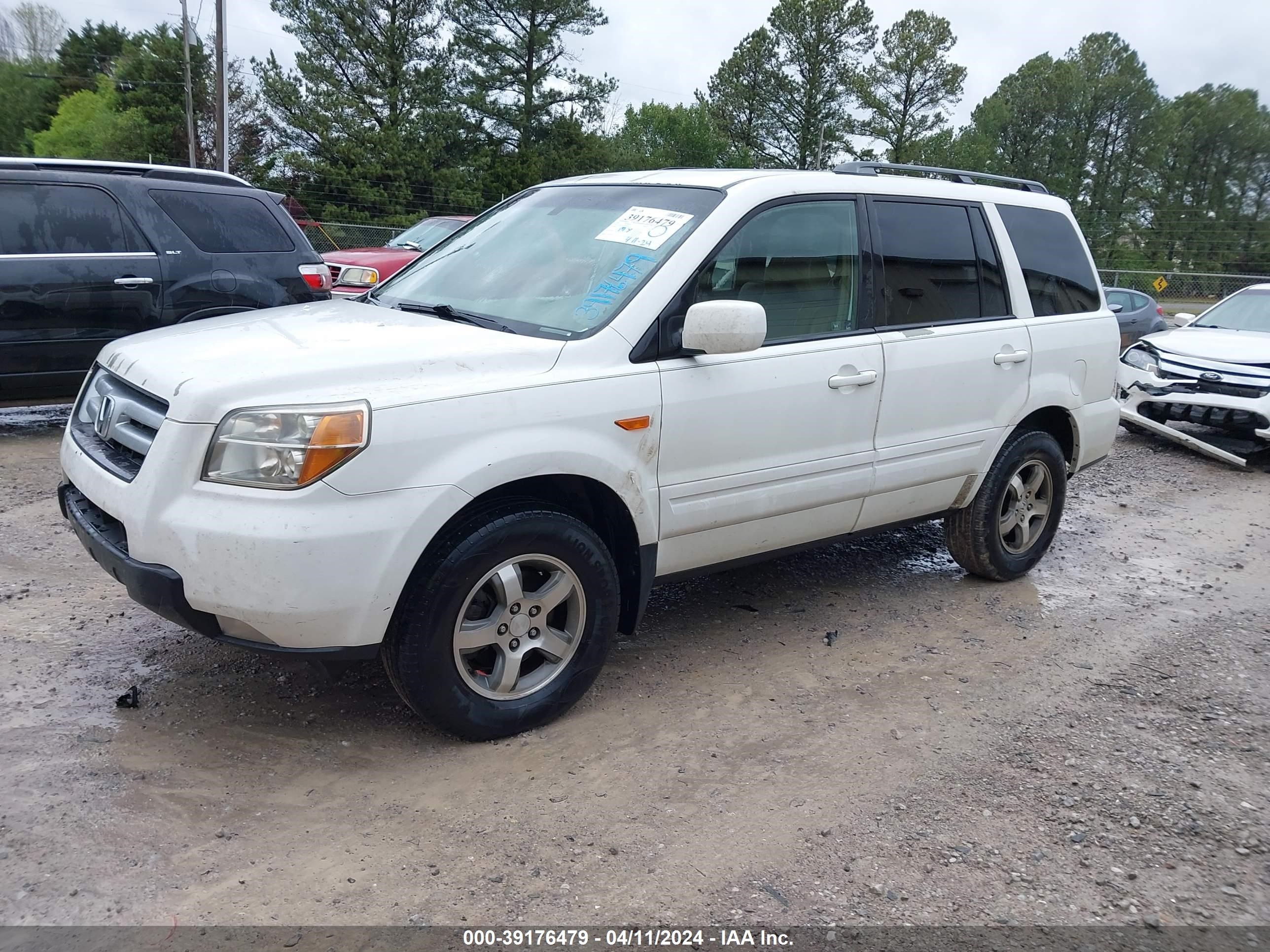 Photo 1 VIN: 5FNYF285X7B004209 - HONDA PILOT 