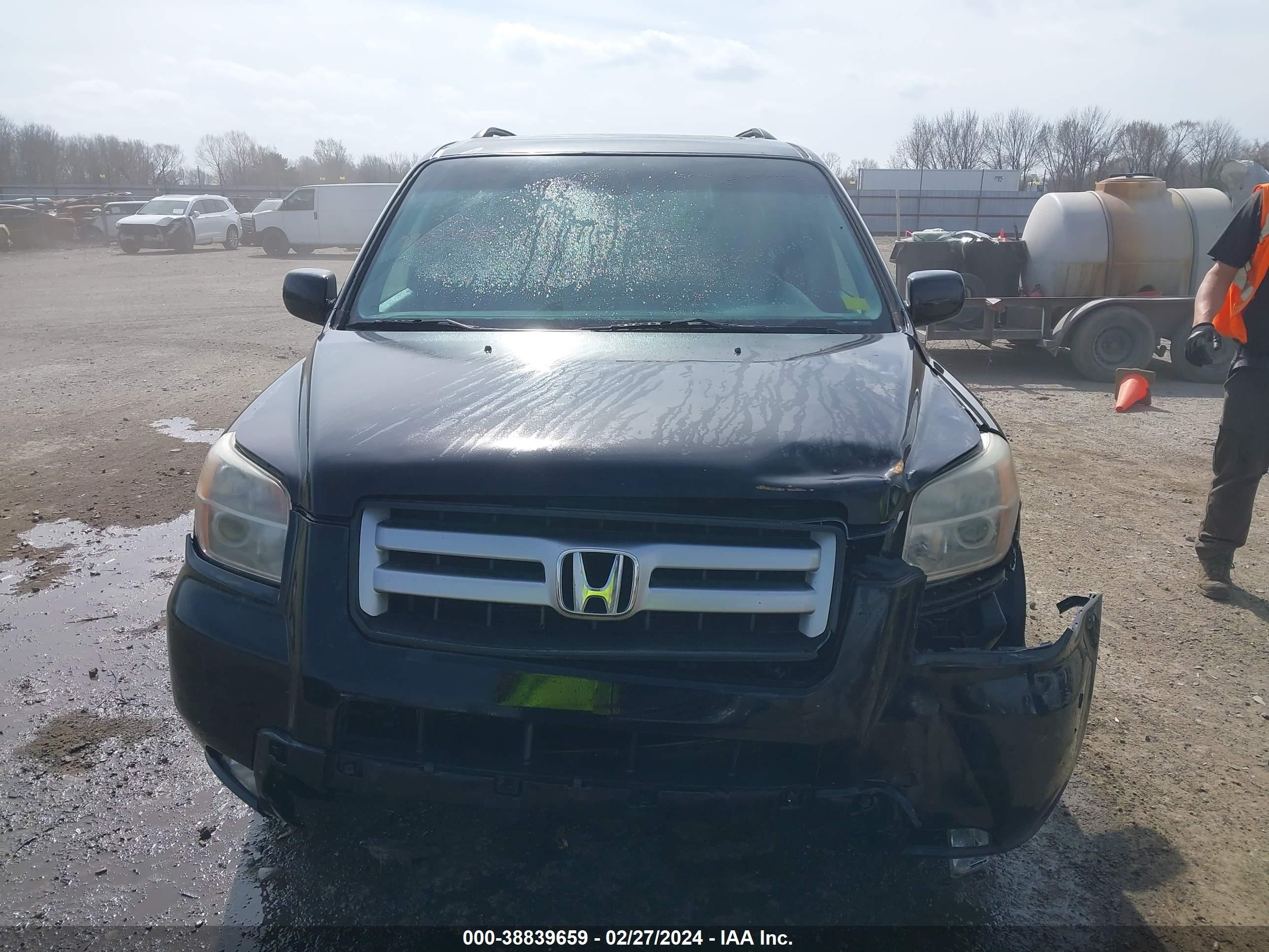 Photo 11 VIN: 5FNYF28637B025203 - HONDA PILOT 