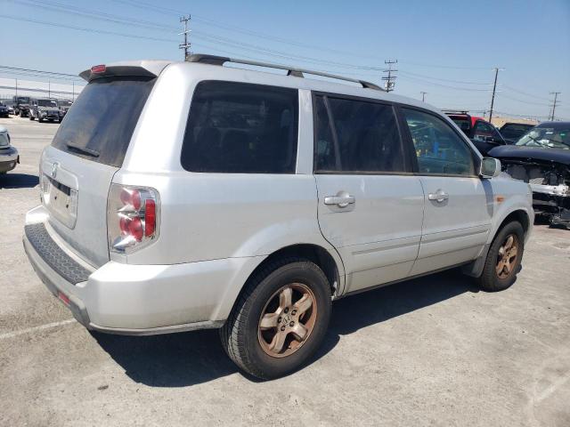 Photo 2 VIN: 5FNYF28646B028240 - HONDA PILOT 