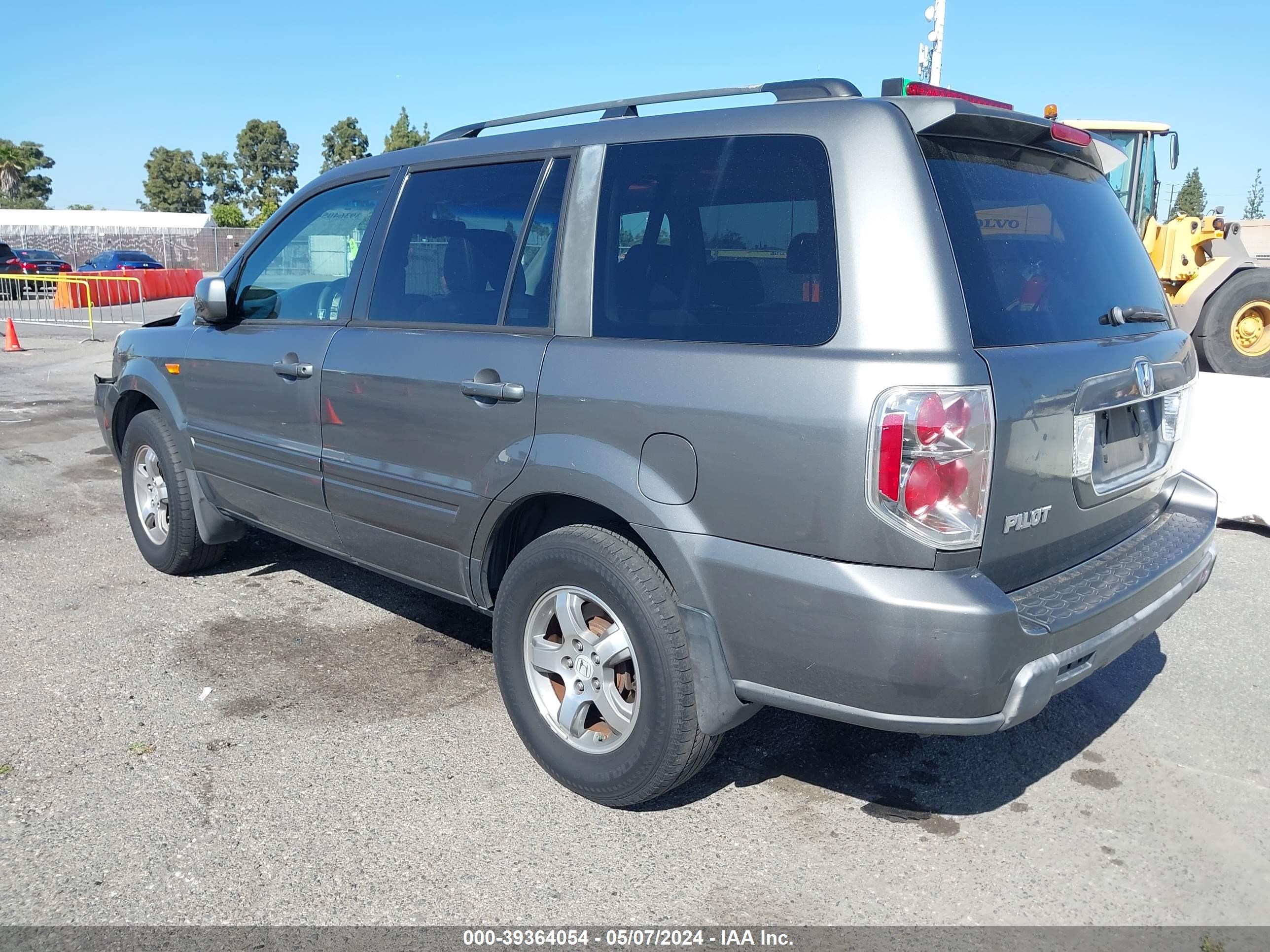 Photo 2 VIN: 5FNYF28667B024028 - HONDA PILOT 