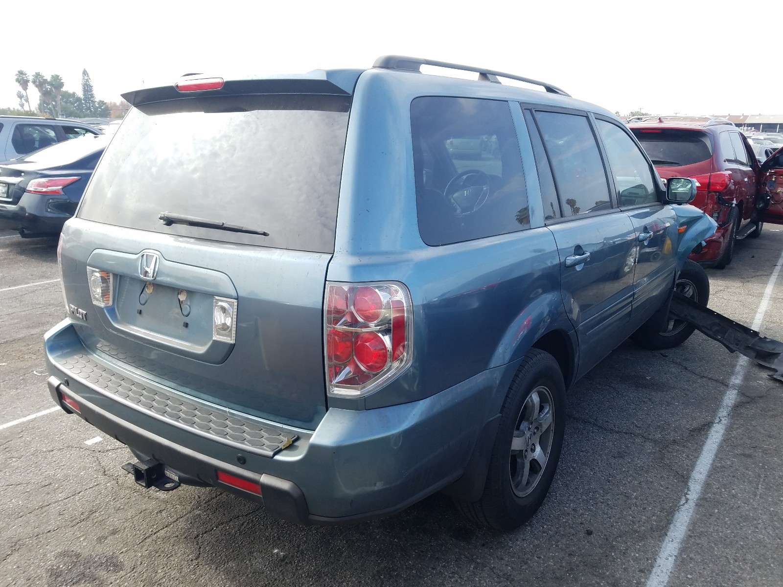 Photo 3 VIN: 5FNYF28676B024618 - HONDA PILOT EX 