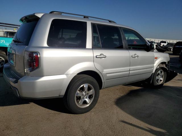 Photo 2 VIN: 5FNYF28696B051724 - HONDA PILOT EX 