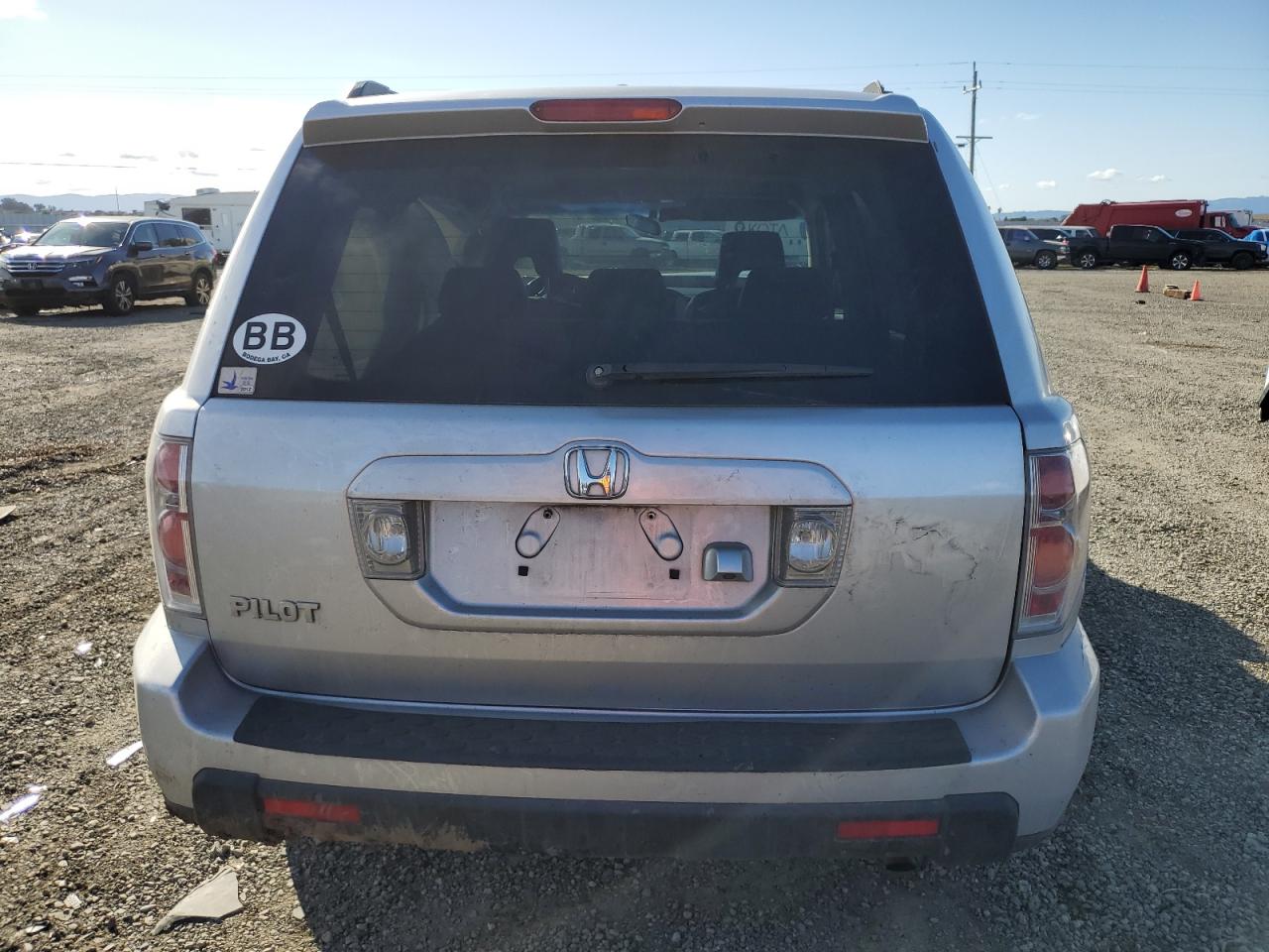 Photo 5 VIN: 5FNYF28706B018183 - HONDA PILOT 