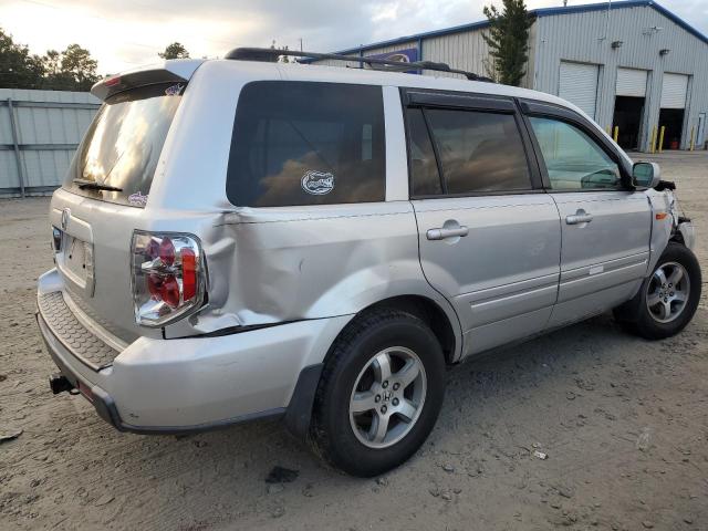 Photo 2 VIN: 5FNYF28726B013065 - HONDA PILOT EX 