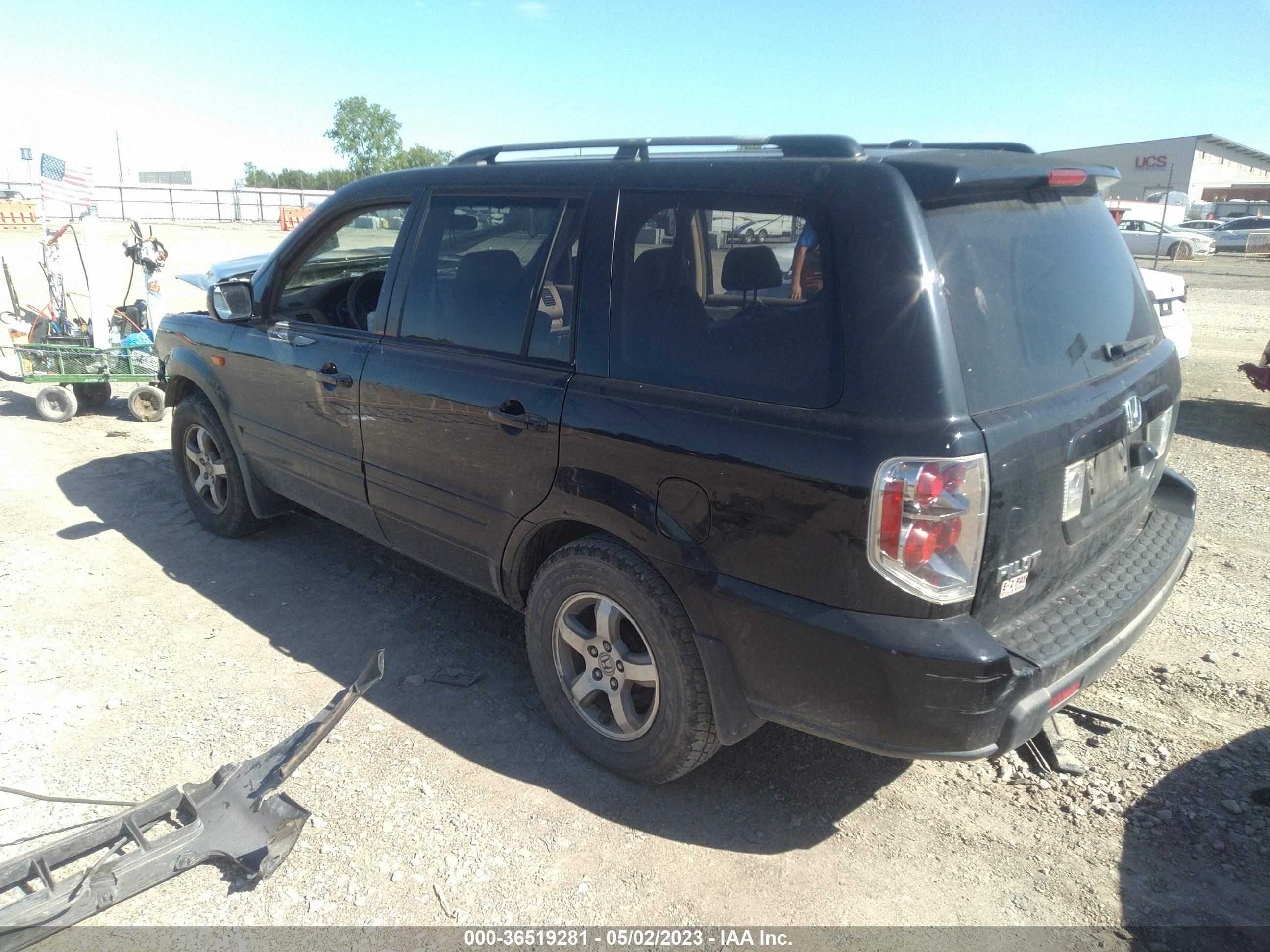 Photo 2 VIN: 5FNYF28736B050190 - HONDA PILOT 