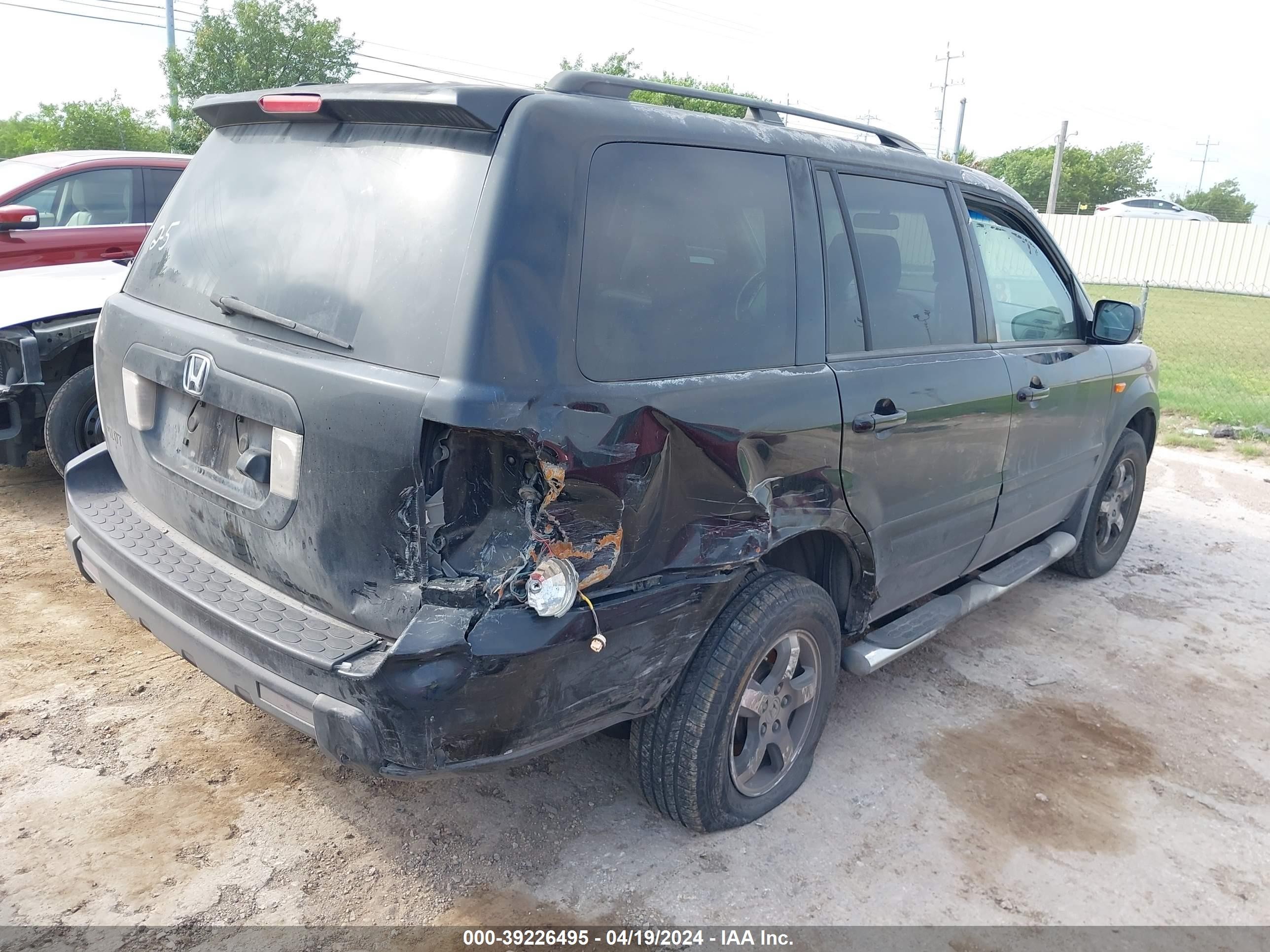 Photo 3 VIN: 5FNYF28737B044732 - HONDA PILOT 