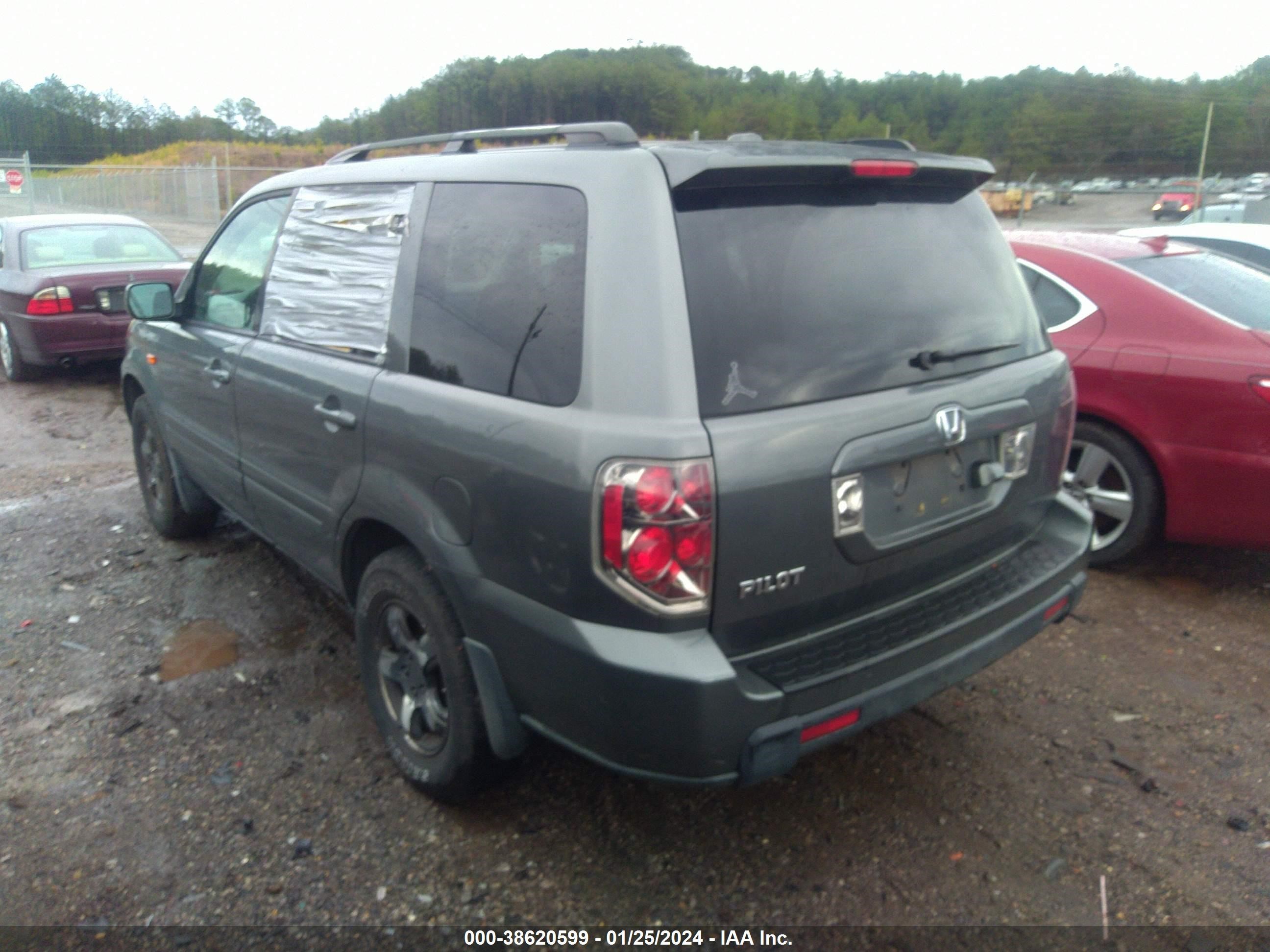 Photo 2 VIN: 5FNYF28787B012441 - HONDA PILOT 