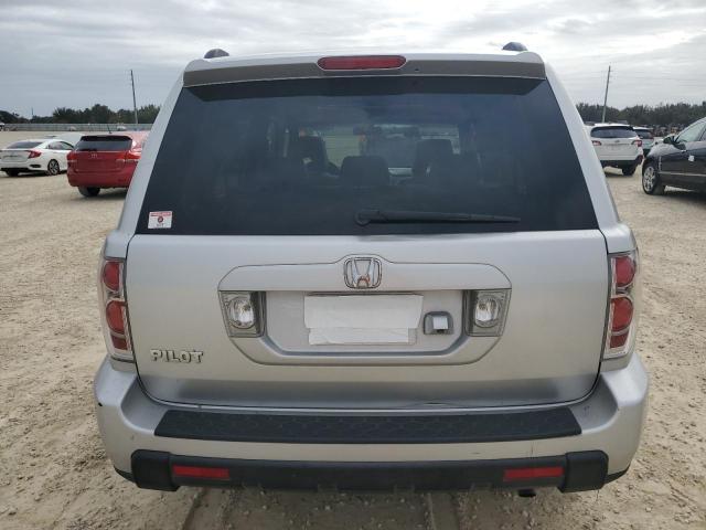 Photo 5 VIN: 5FNYF287X6B030101 - HONDA PILOT EX 