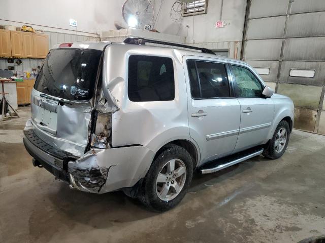 Photo 2 VIN: 5FNYF38449B015643 - HONDA PILOT EX 