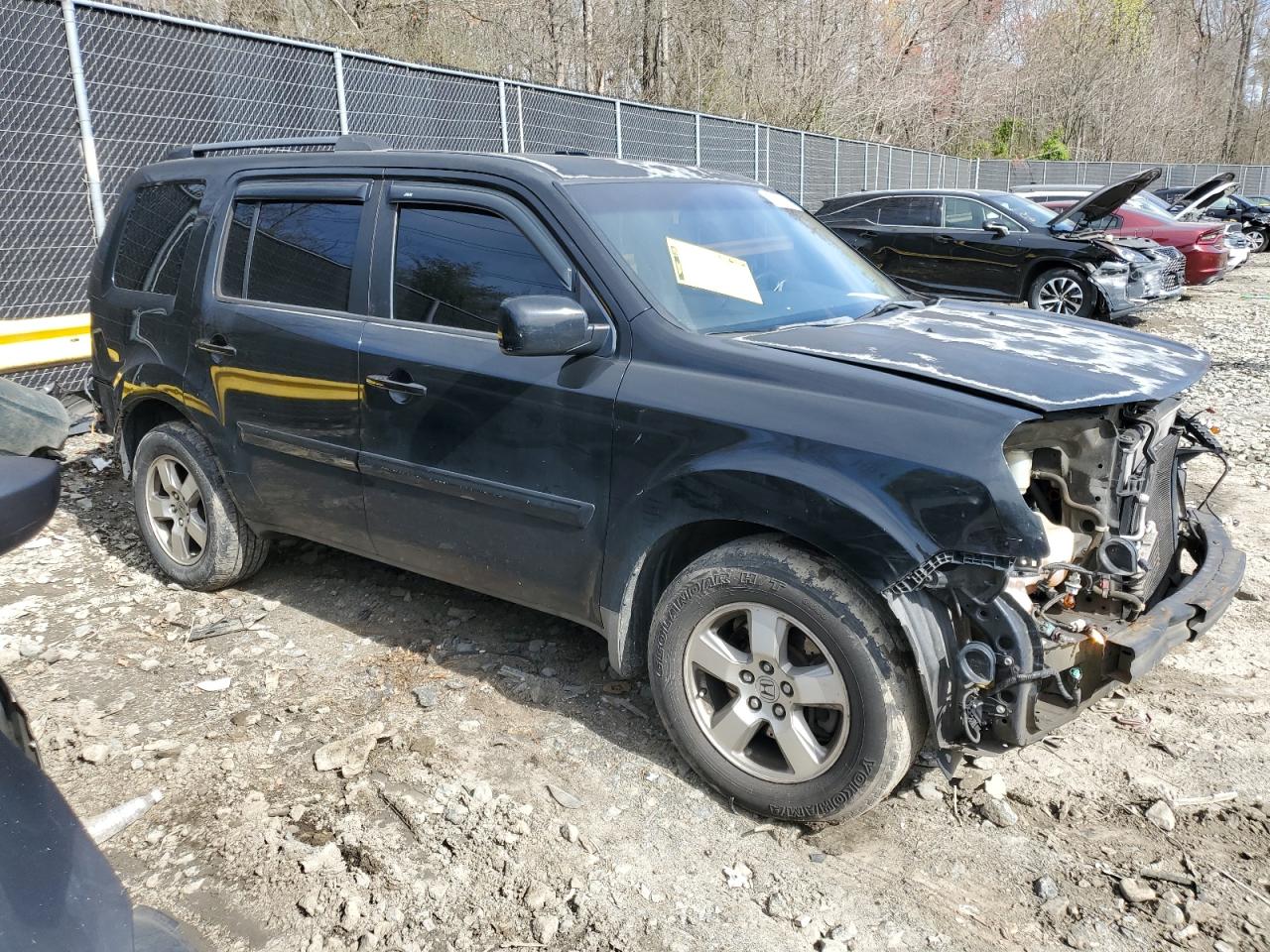 Photo 3 VIN: 5FNYF38459B001198 - HONDA PILOT 